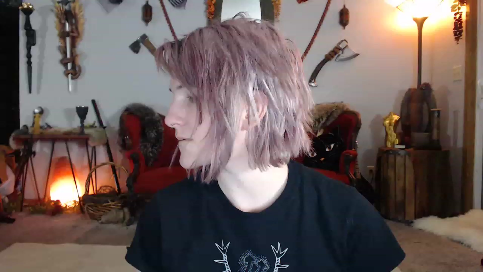 Gallery image thumbnail from DragonQueeen's myfreecams stream on, 02/08/2023, 04:09 image 1 of 20