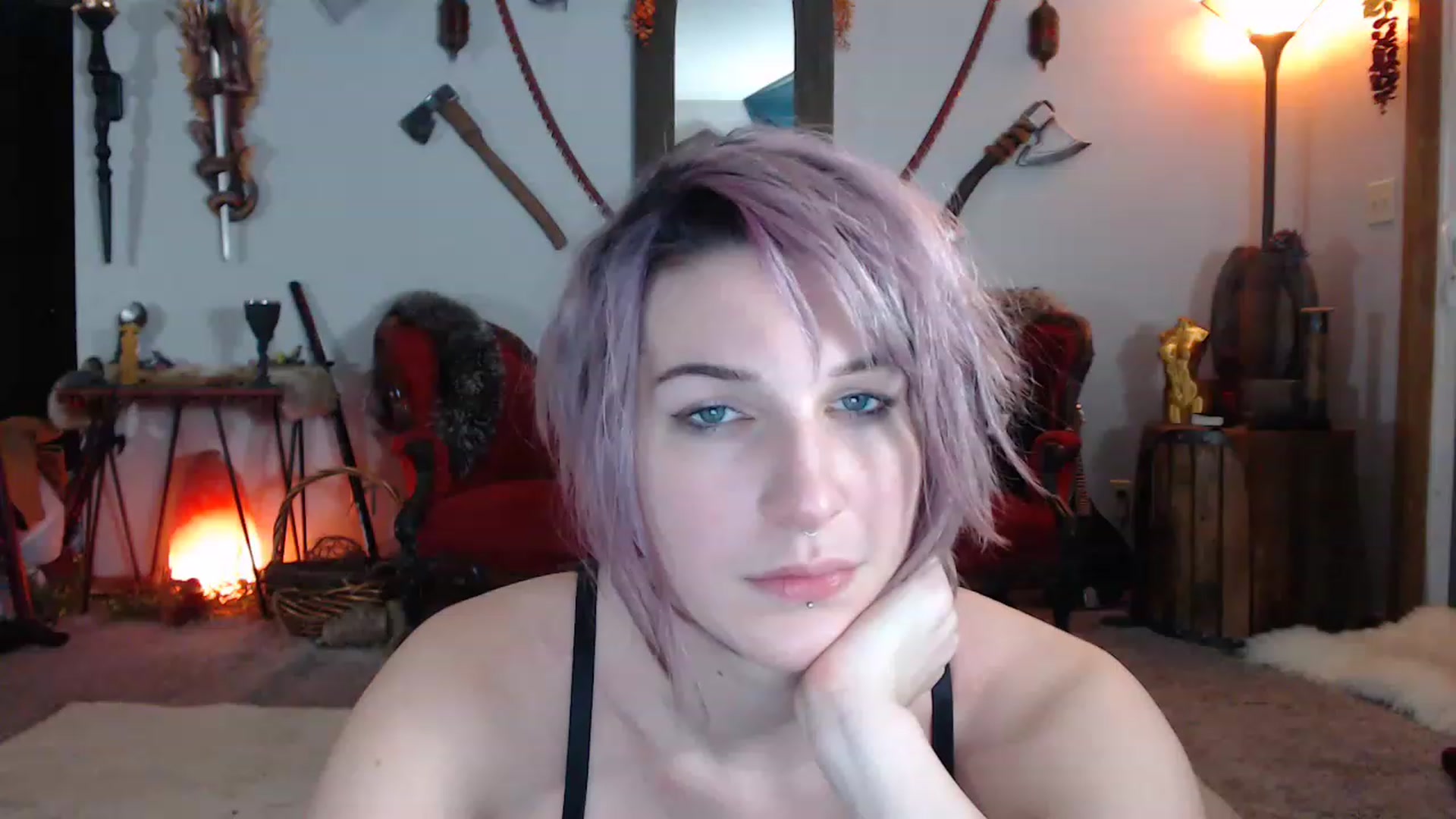 Gallery image thumbnail from DragonQueeen's myfreecams stream on, 02/08/2023, 04:09 image 20 of 20