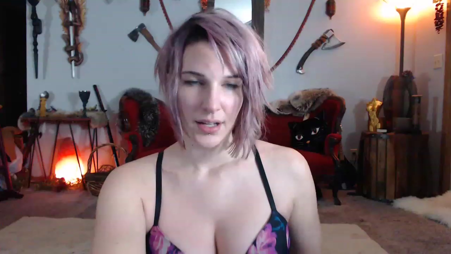 Gallery image thumbnail from DragonQueeen's myfreecams stream on, 02/08/2023, 04:09 image 7 of 20