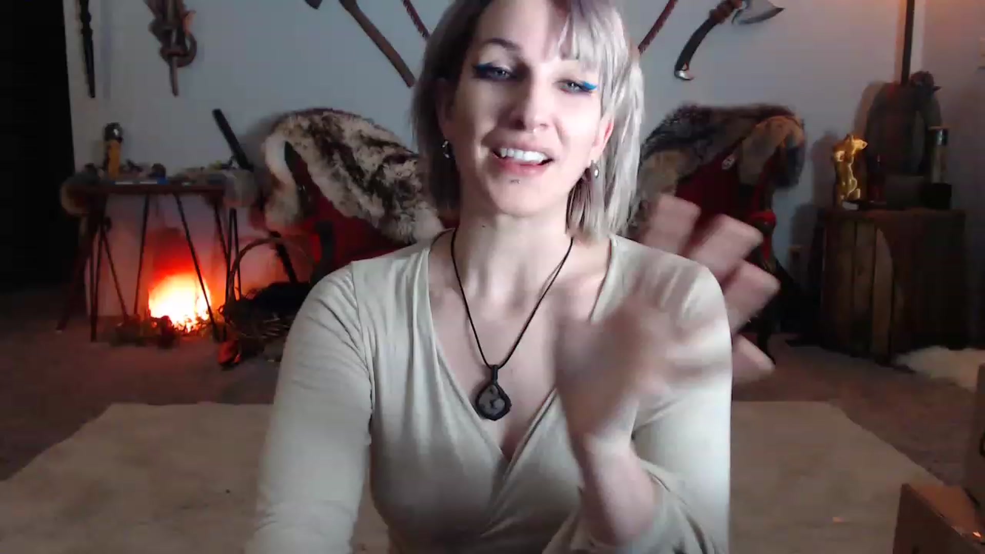 Gallery image thumbnail from DragonQueeen's myfreecams stream on, 02/25/2023, 05:45 image 1 of 20