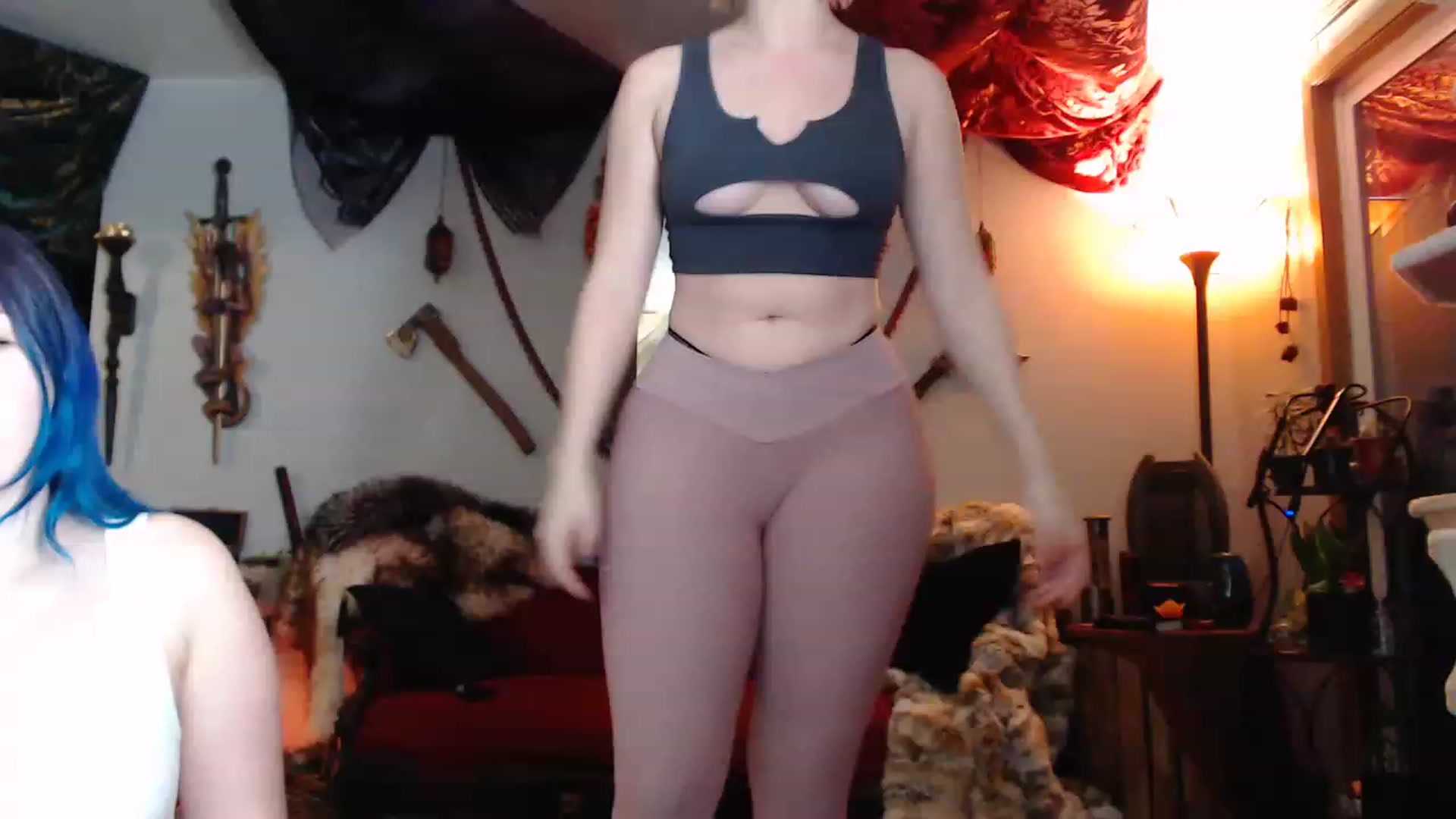 Gallery image thumbnail from DragonQueeen's myfreecams stream on, 03/28/2023, 05:16 image 1 of 20