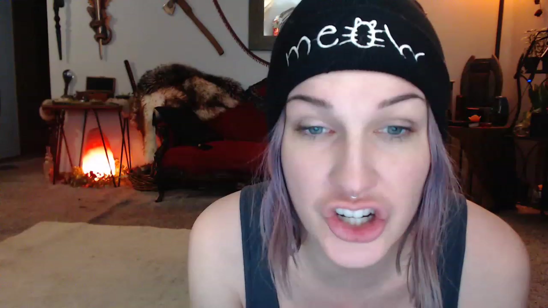 Gallery image thumbnail from DragonQueeen's myfreecams stream on, 03/28/2023, 05:16 image 13 of 20