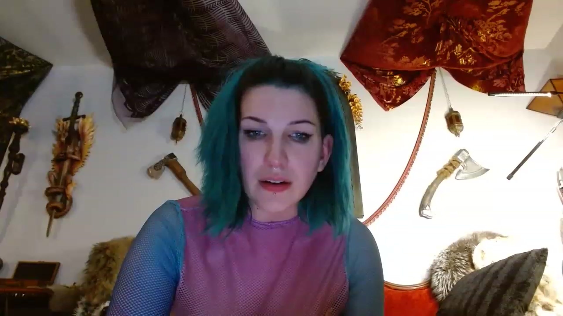 Gallery image thumbnail from DragonQueeen's myfreecams stream on, 05/28/2023, 07:10 image 18 of 20