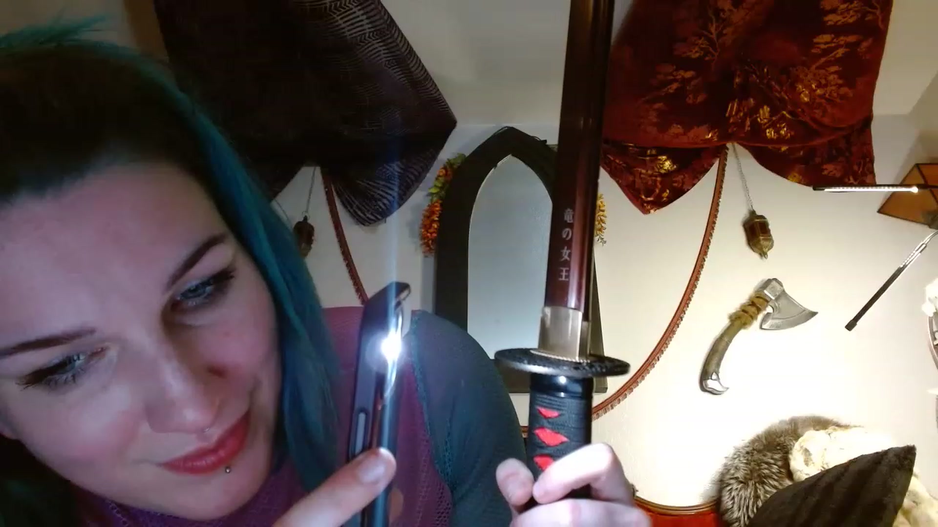 Gallery image thumbnail from DragonQueeen's myfreecams stream on, 05/28/2023, 07:10 image 15 of 20
