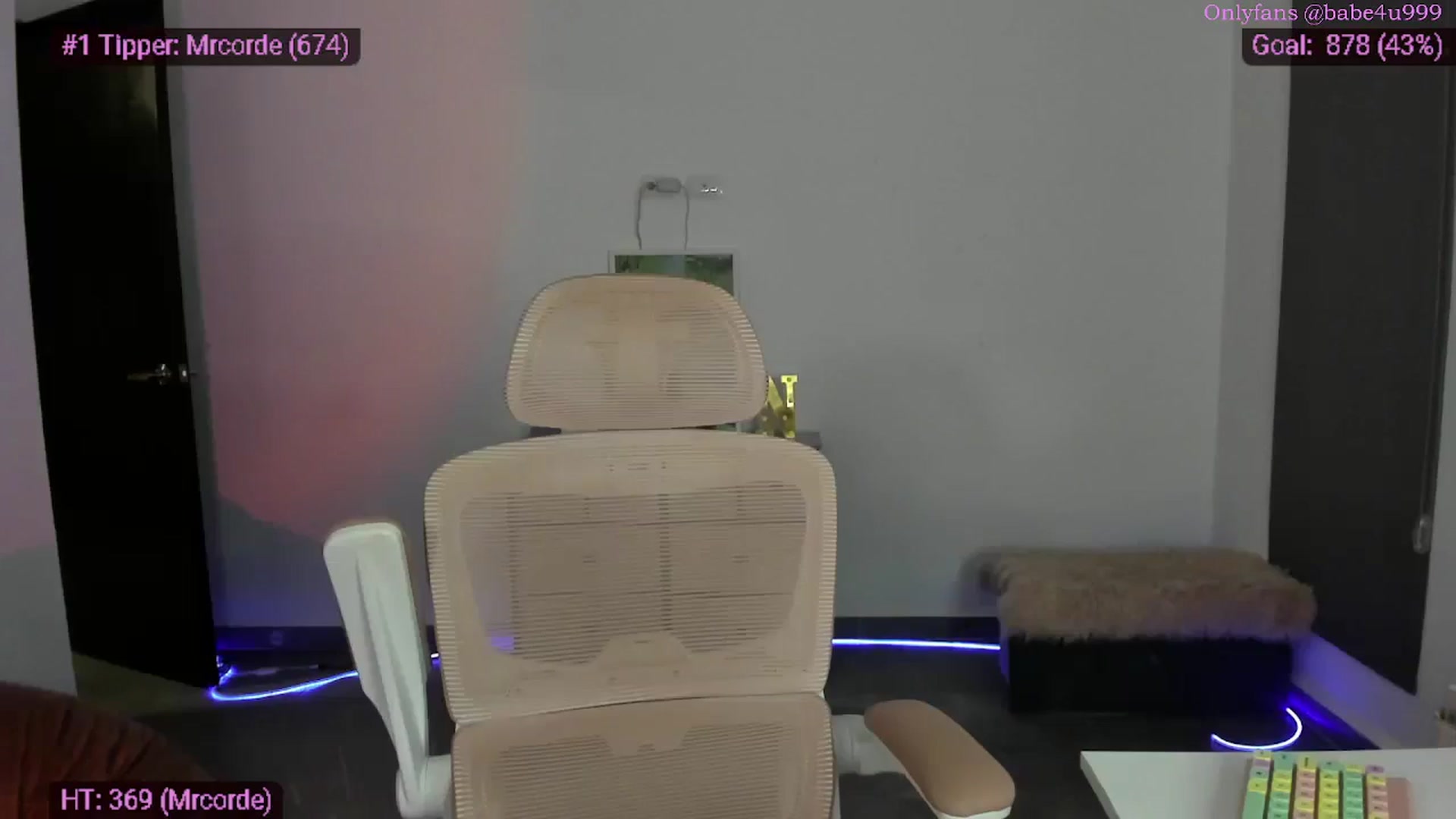 Gallery image thumbnail from DramaSinB's myfreecams stream on, 05/08/2026, 03:45 image 8 of 20