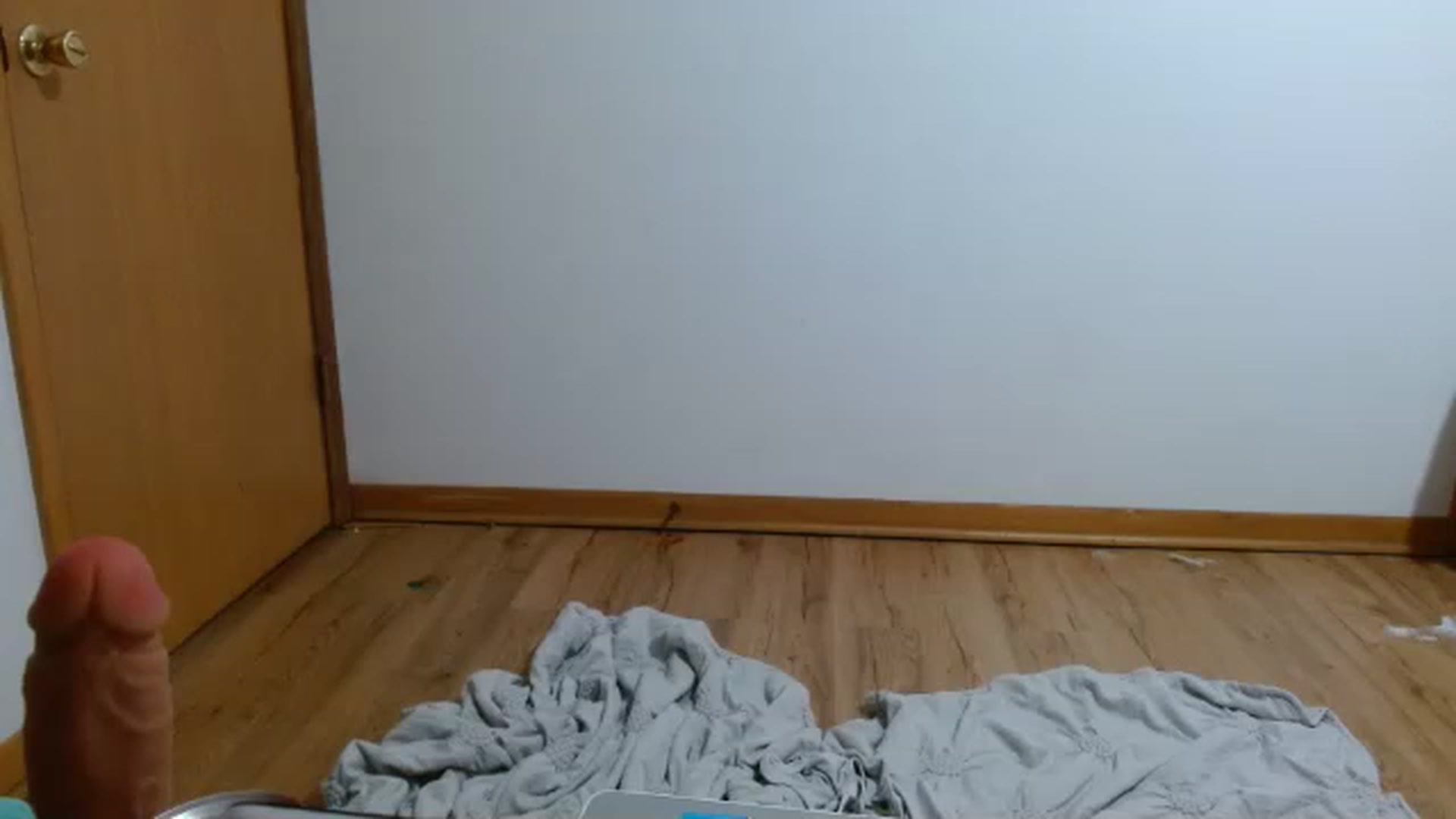 Gallery image thumbnail from Dramabomb's myfreecams stream on, 11/18/2022, 16:40 image 14 of 20