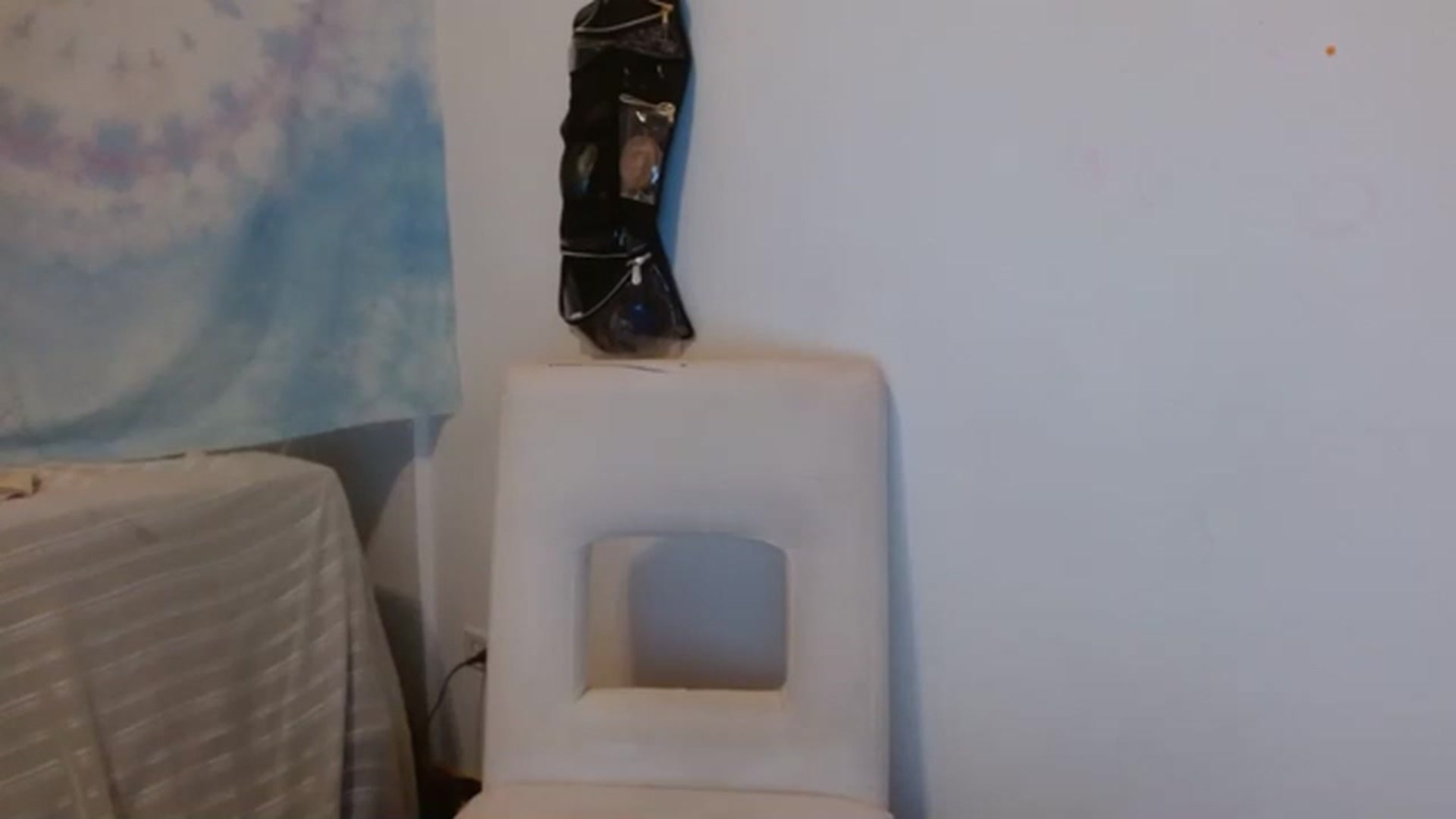 Gallery image thumbnail from Dramabomb's myfreecams stream on, 11/23/2022, 02:29 image 10 of 20