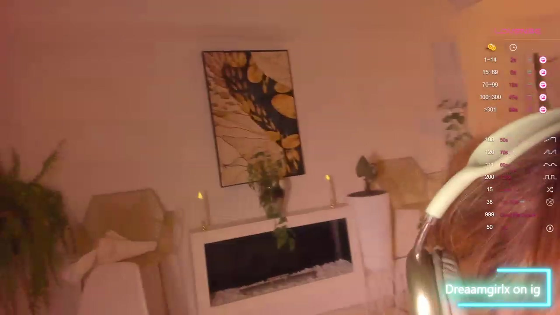 Gallery image thumbnail from Dreaamgirlx's myfreecams stream on, 02/19/2024, 04:54 image 14 of 20