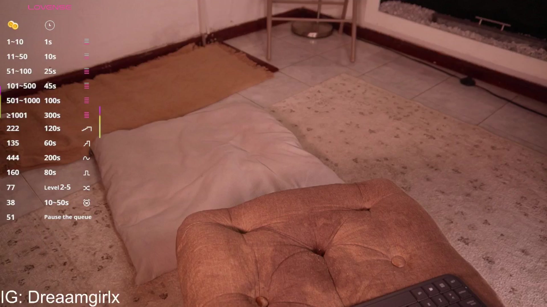 Gallery image thumbnail from Dreaamgirlx's myfreecams stream on, 10/27/2025, 08:31 image 17 of 20