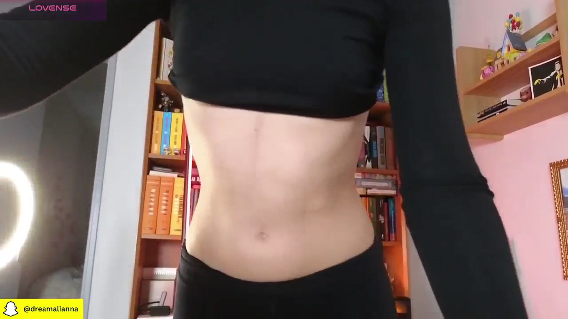 Gallery image thumbnail from DreamAlianna's myfreecams stream on, 11/15/2025, 16:14 image 15 of 20