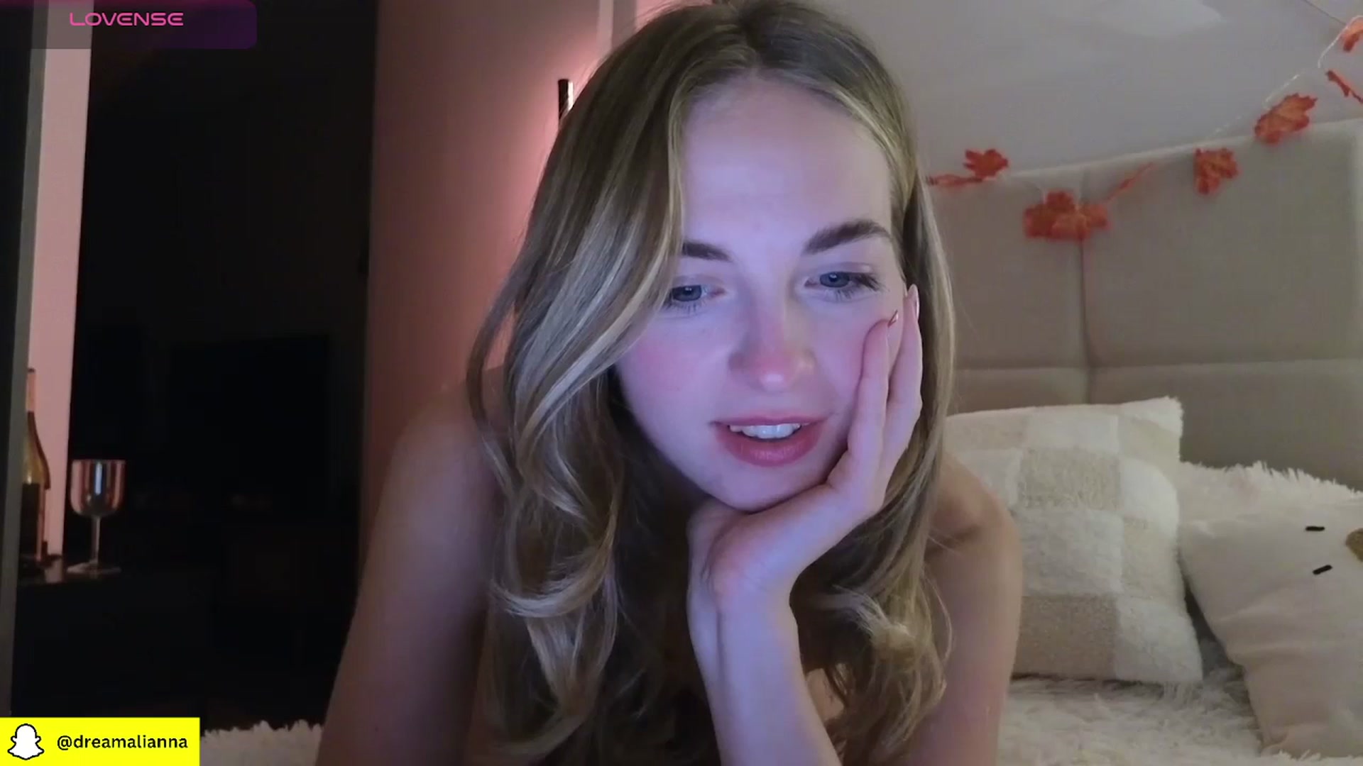 Gallery image thumbnail from DreamAlianna's myfreecams stream on, 11/23/2025, 03:05 image 2 of 20