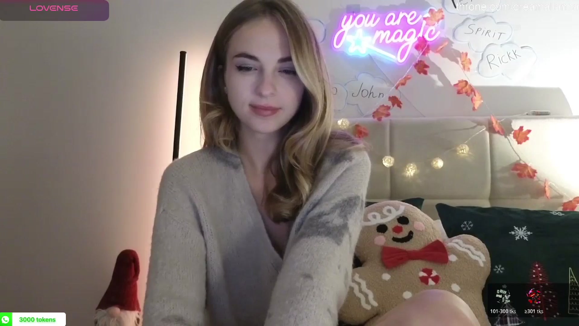 Gallery image thumbnail from DreamAlianna's myfreecams stream on, 12/06/2025, 01:05 image 19 of 20