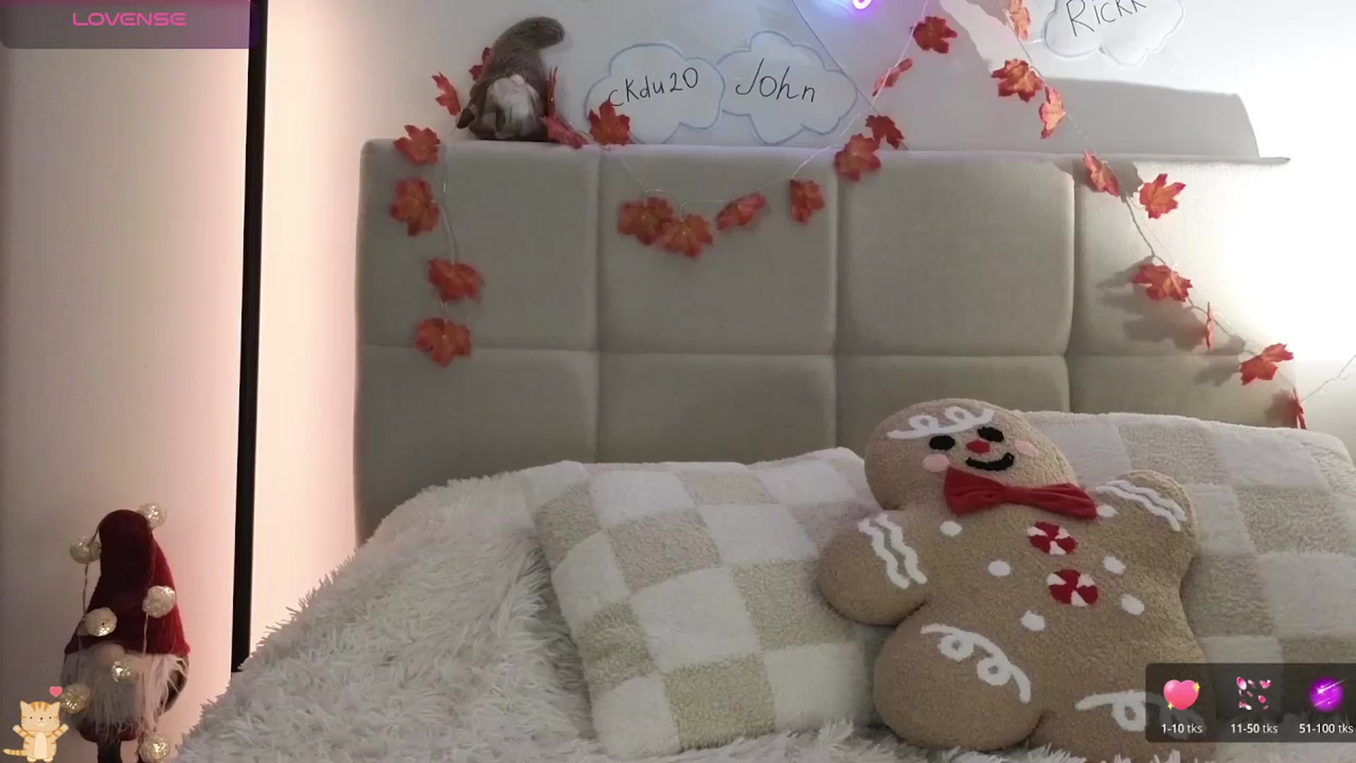 Gallery image thumbnail from DreamAlianna's myfreecams stream on, 12/13/2025, 19:33 image 17 of 20