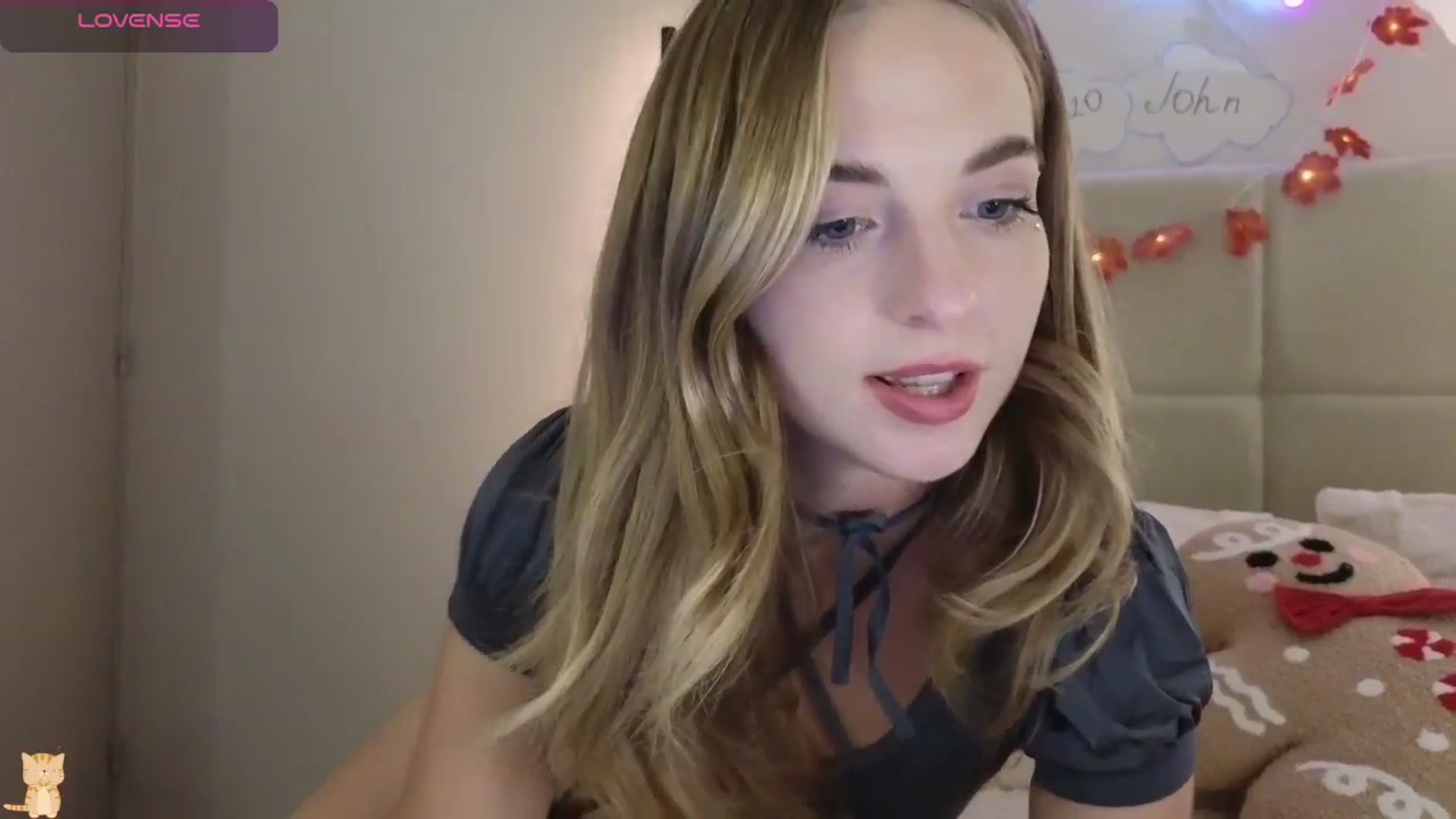 Gallery image thumbnail from DreamAlianna's myfreecams stream on, 12/13/2025, 19:33 image 4 of 20