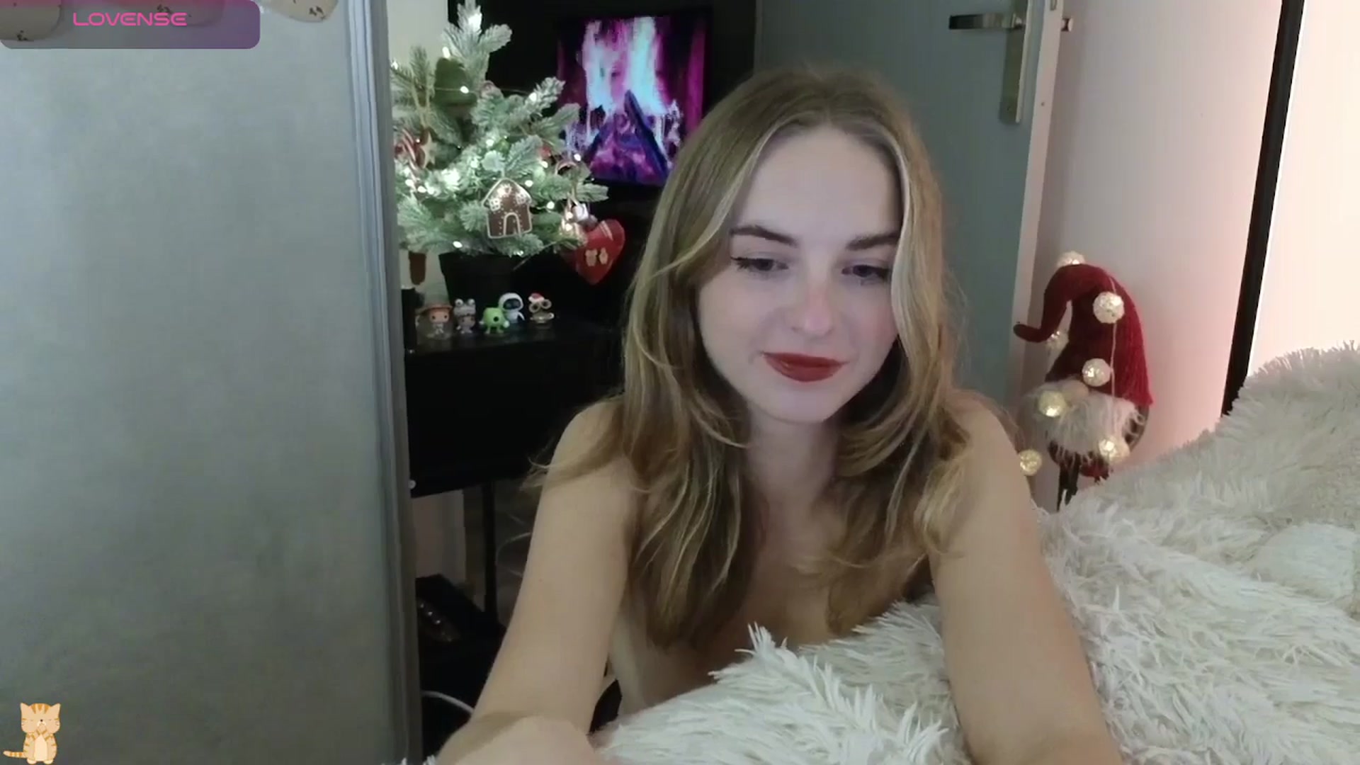 Gallery image thumbnail from DreamAlianna's myfreecams stream on, 12/16/2025, 23:25 image 13 of 20