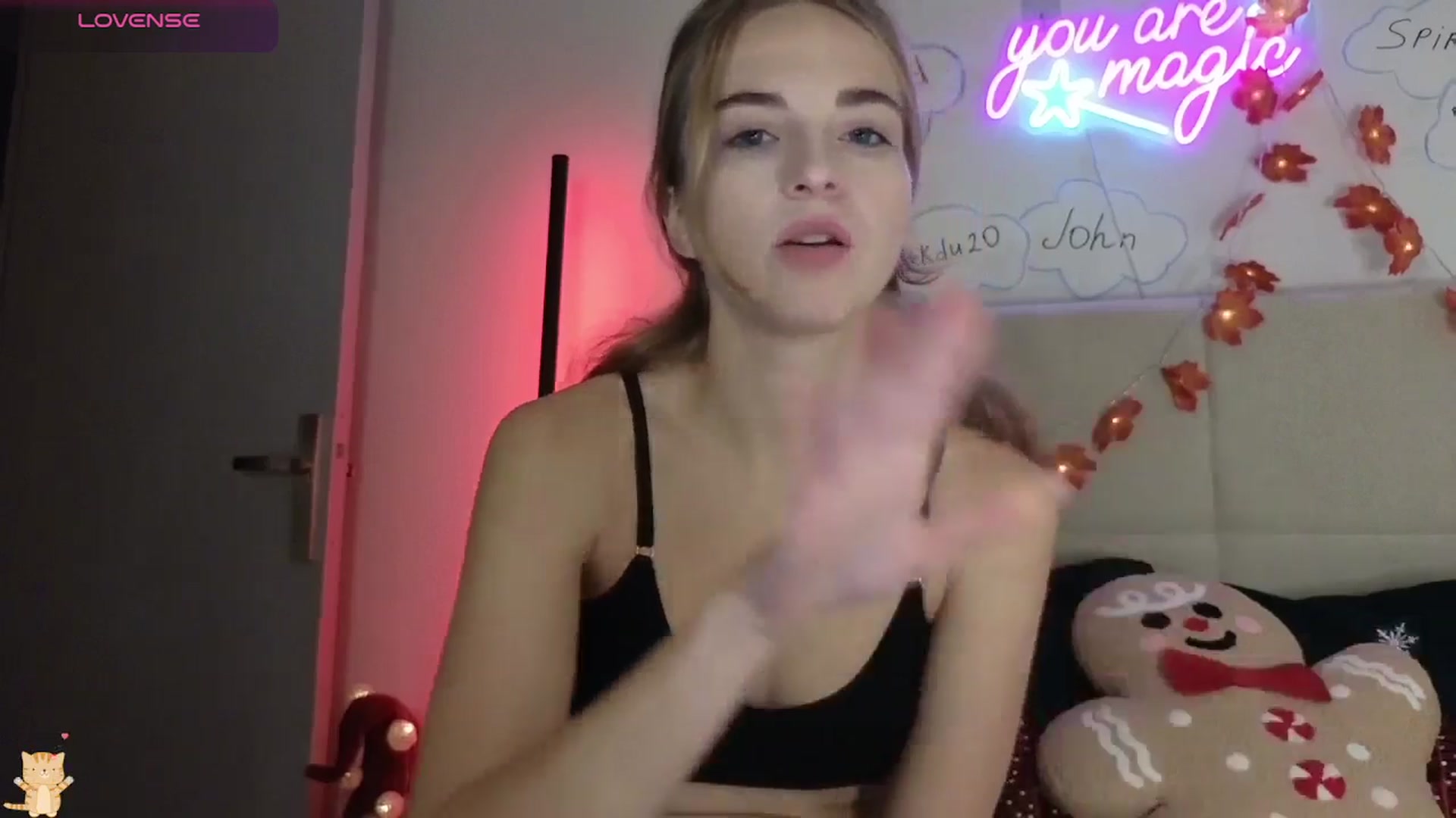 Gallery image thumbnail from DreamAlianna's myfreecams stream on, 12/18/2025, 18:56 image 4 of 20