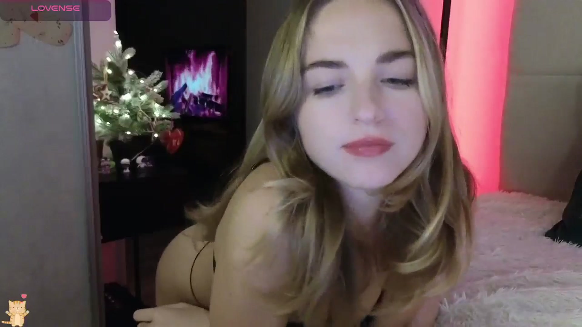 Gallery image thumbnail from DreamAlianna's myfreecams stream on, 12/18/2025, 22:58 image 3 of 20