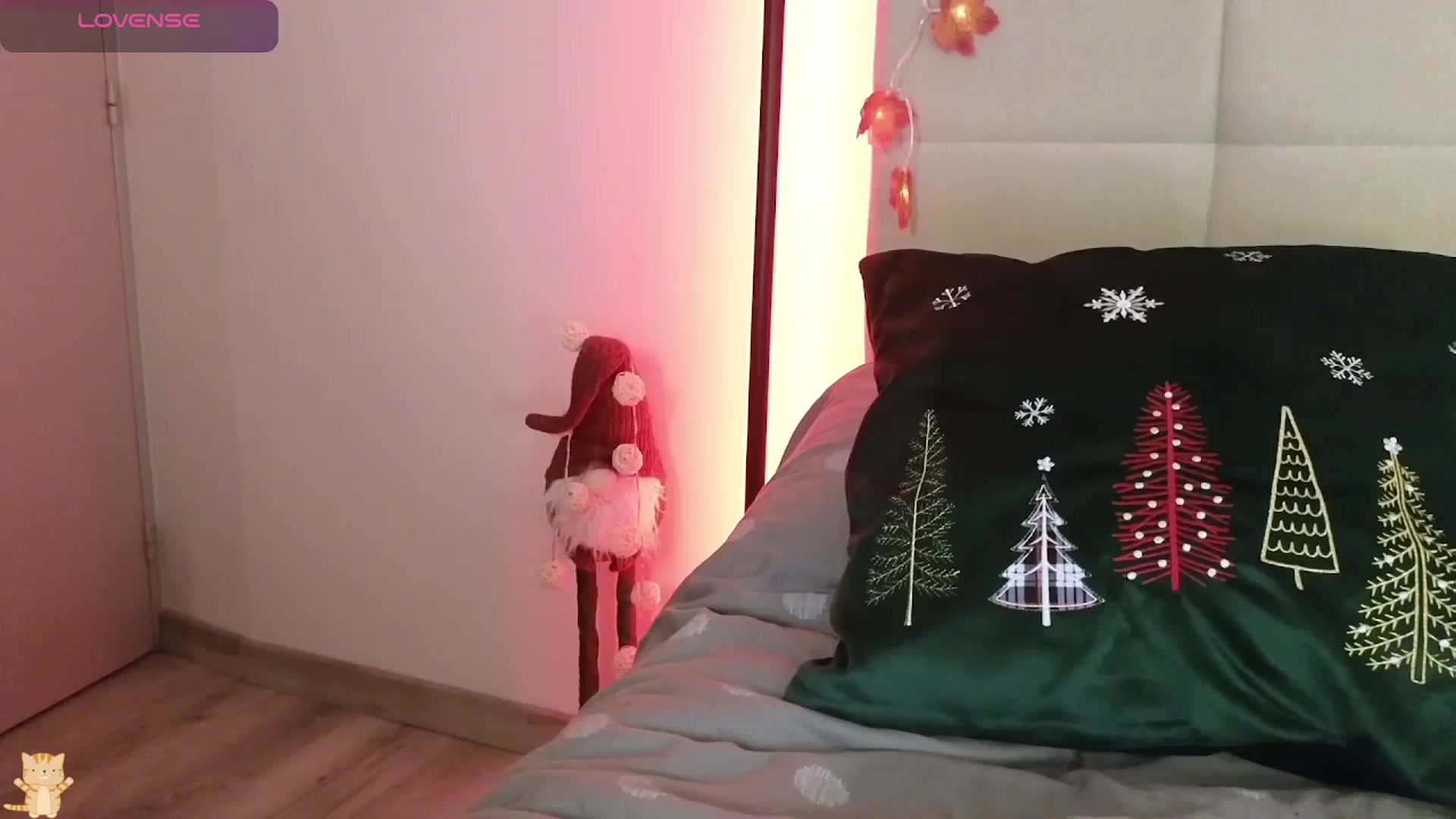 Gallery image thumbnail from DreamAlianna's myfreecams stream on, 12/22/2025, 13:23 image 18 of 20