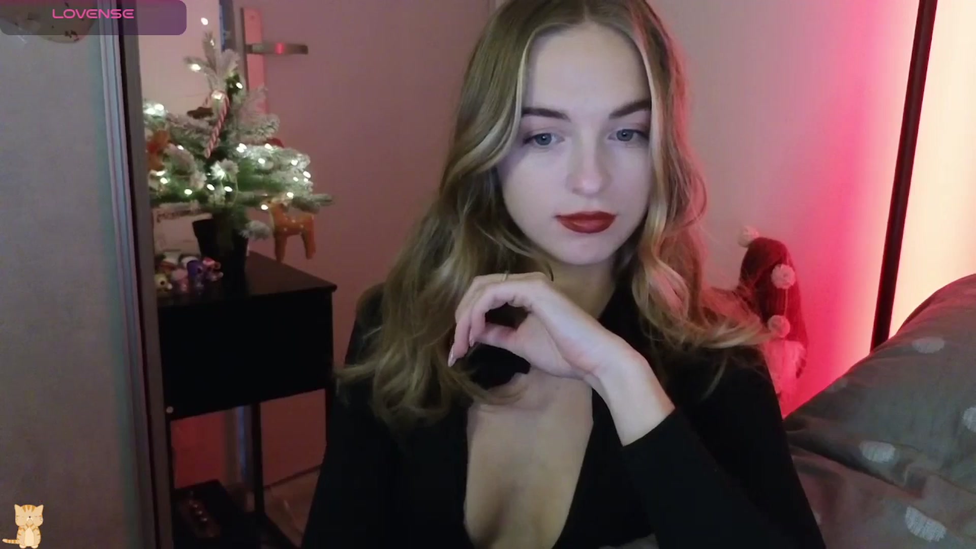 Gallery image thumbnail from DreamAlianna's myfreecams stream on, 12/22/2025, 13:23 image 17 of 20