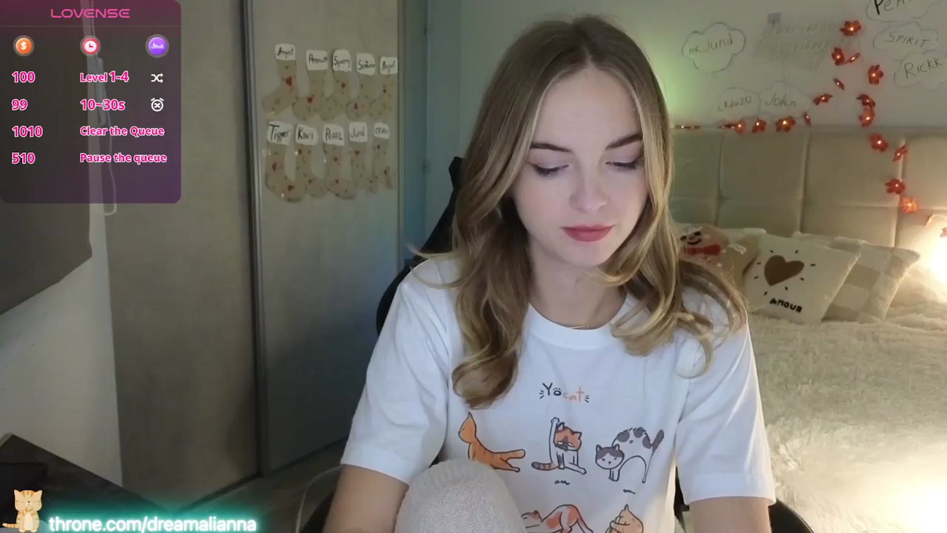 Gallery image thumbnail from DreamAlianna's myfreecams stream on, 12/27/2025, 21:29 image 1 of 20