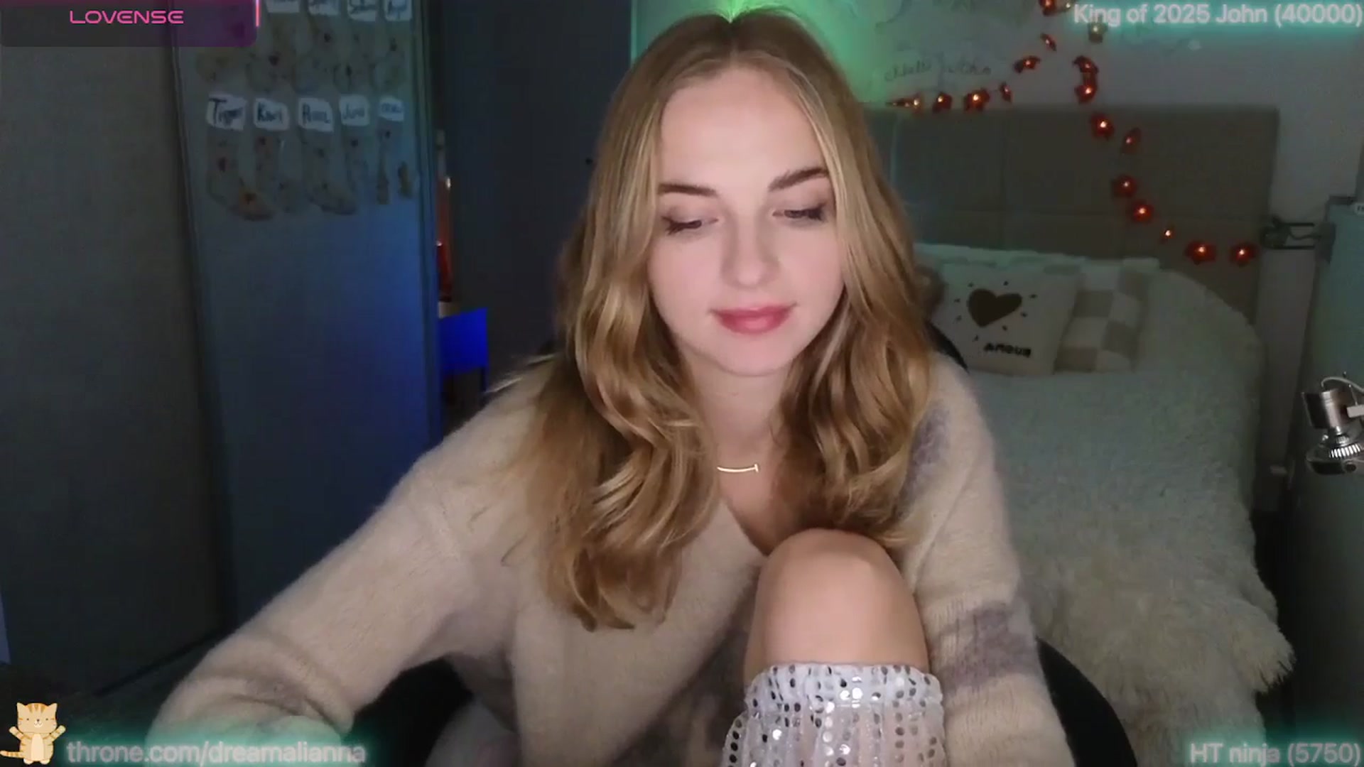 Gallery image thumbnail from DreamAlianna's myfreecams stream on, 12/29/2025, 03:57 image 20 of 20