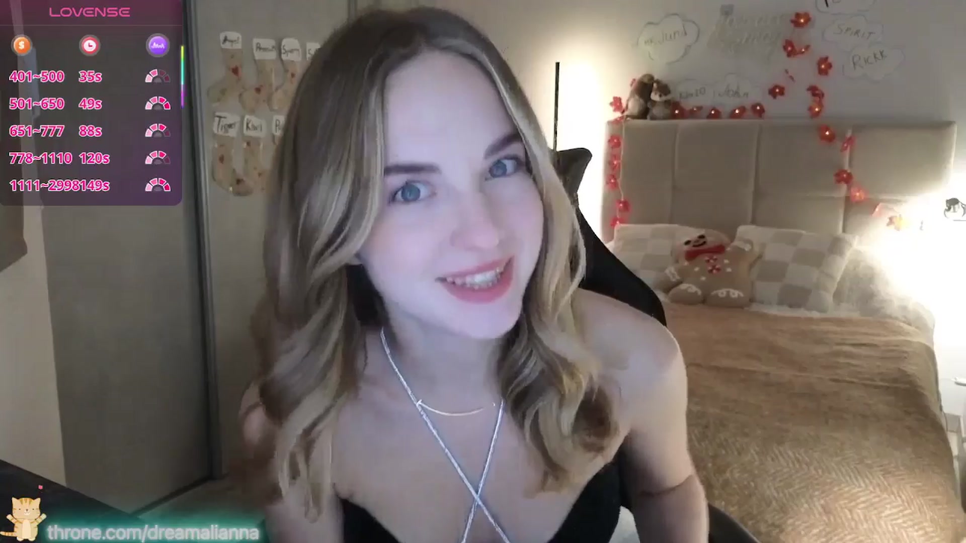 Gallery image thumbnail from DreamAlianna's myfreecams stream on, 12/30/2025, 22:35 image 19 of 20