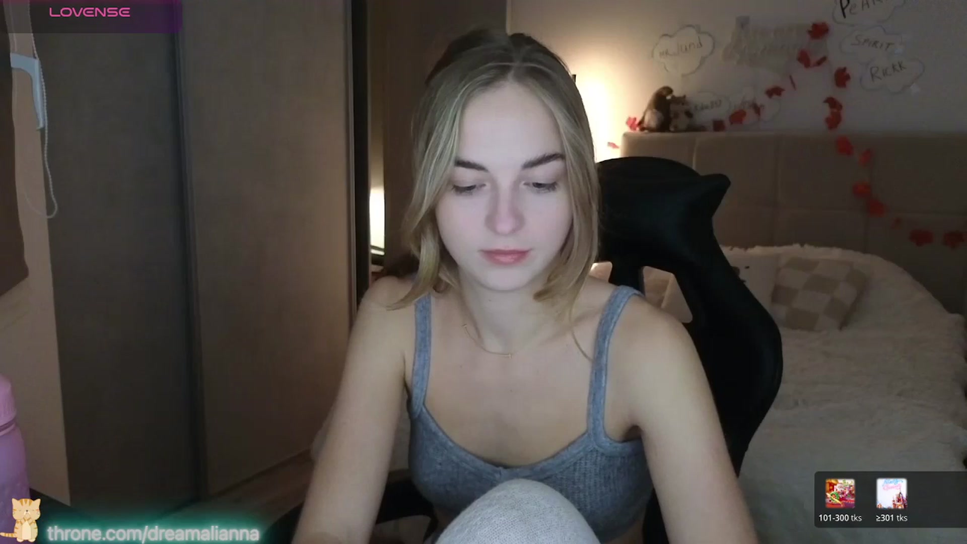 Gallery image thumbnail from DreamAlianna's myfreecams stream on, 01/05/2026, 23:28 image 4 of 20