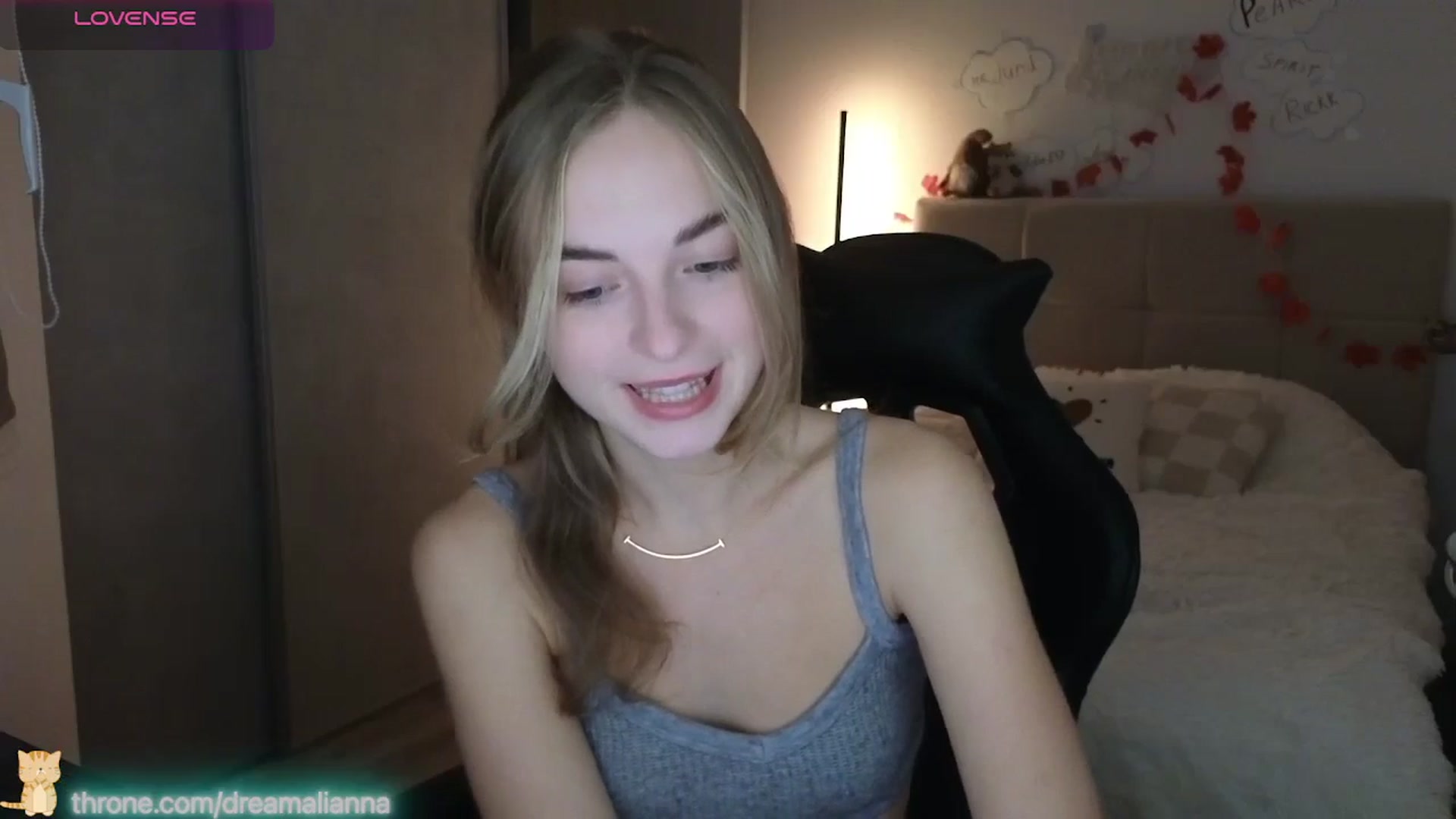 Gallery image thumbnail from DreamAlianna's myfreecams stream on, 01/05/2026, 23:28 image 15 of 20