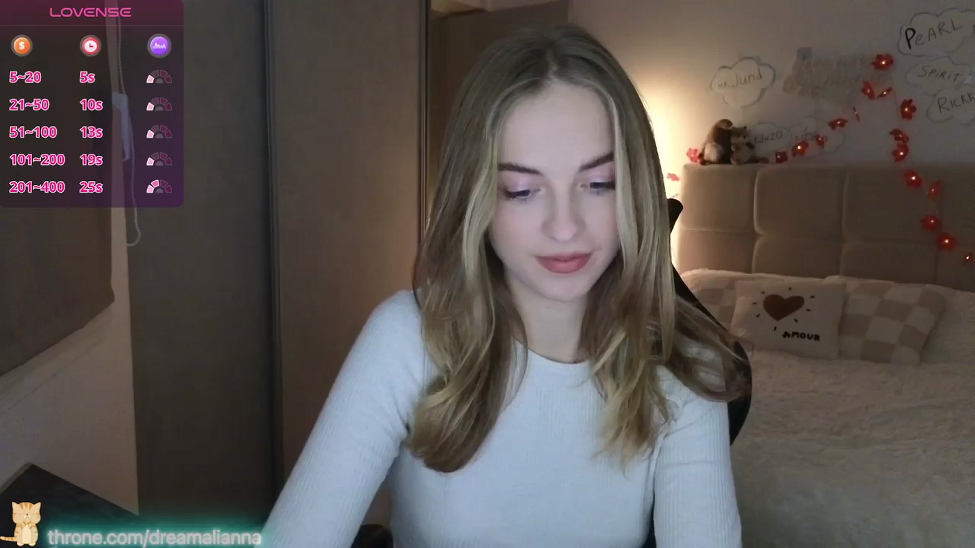 Gallery image thumbnail from DreamAlianna's myfreecams stream on, 01/08/2026, 01:01 image 1 of 20