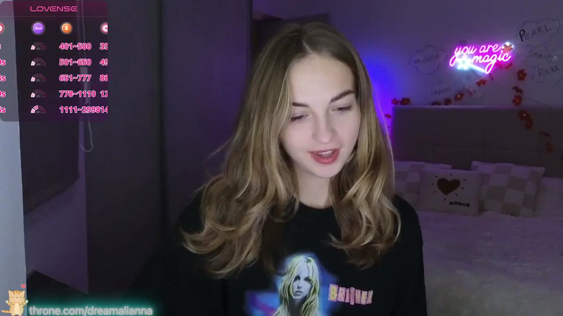 Gallery image thumbnail from DreamAlianna's myfreecams stream on, 01/14/2026, 23:01 image 9 of 20