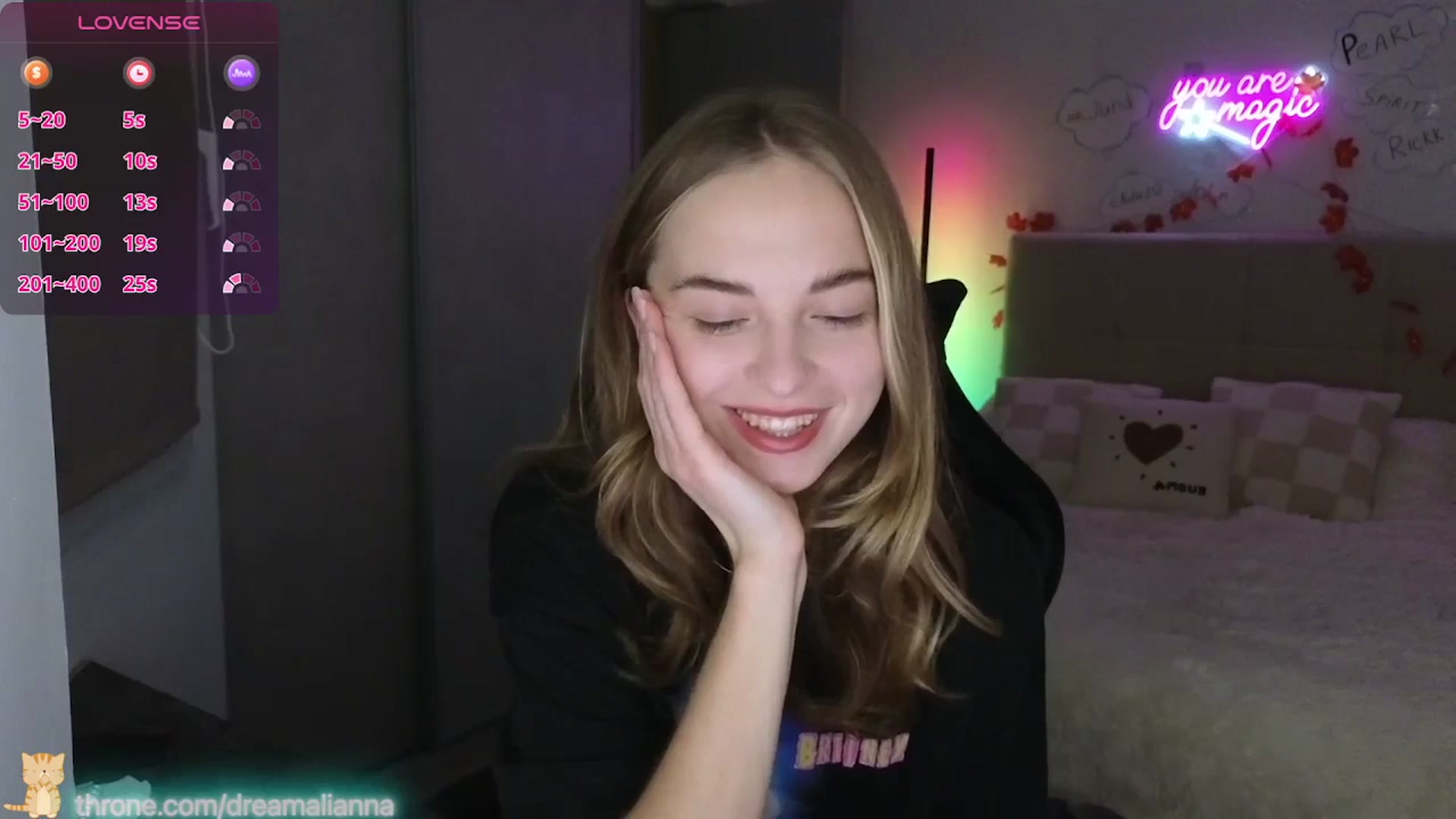 Gallery image thumbnail from DreamAlianna's myfreecams stream on, 01/14/2026, 23:01 image 2 of 20