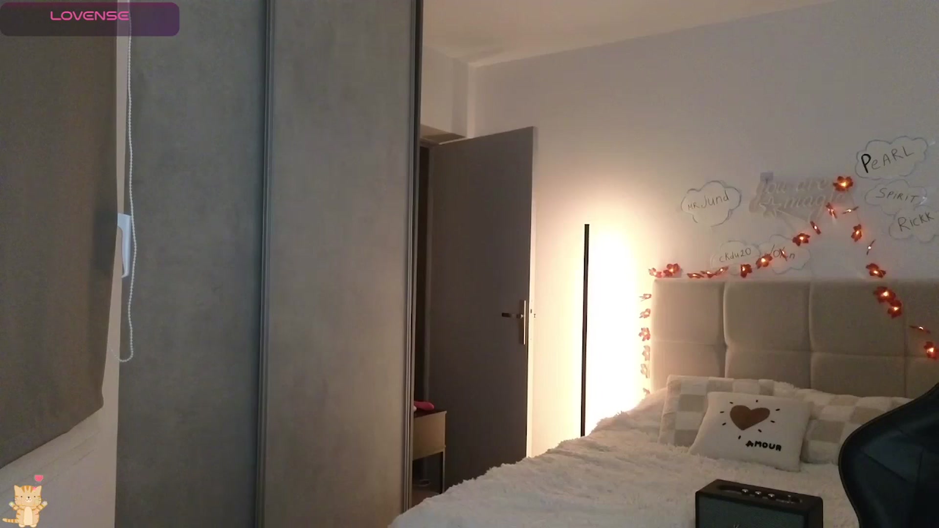 Gallery image thumbnail from DreamAlianna's myfreecams stream on, 01/26/2026, 18:17 image 18 of 20