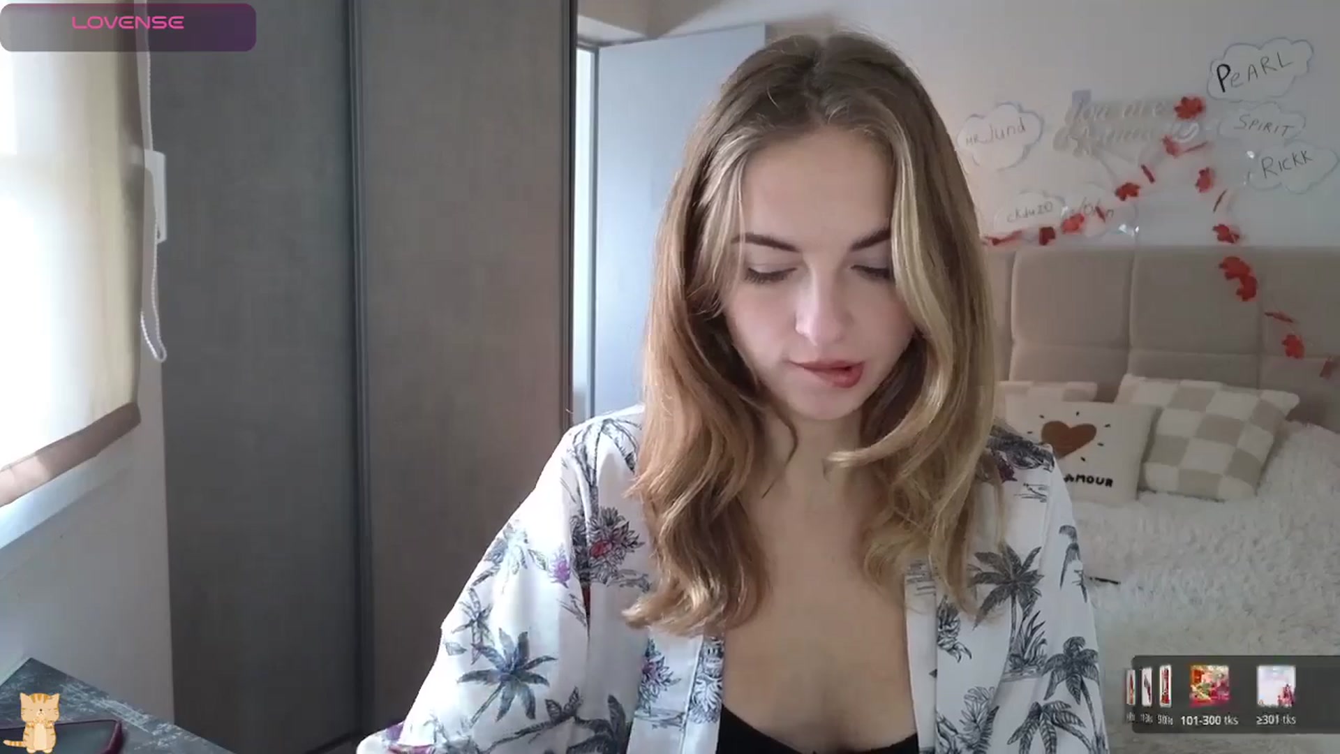 Gallery image thumbnail from DreamAlianna's myfreecams stream on, 01/28/2026, 12:20 image 5 of 20