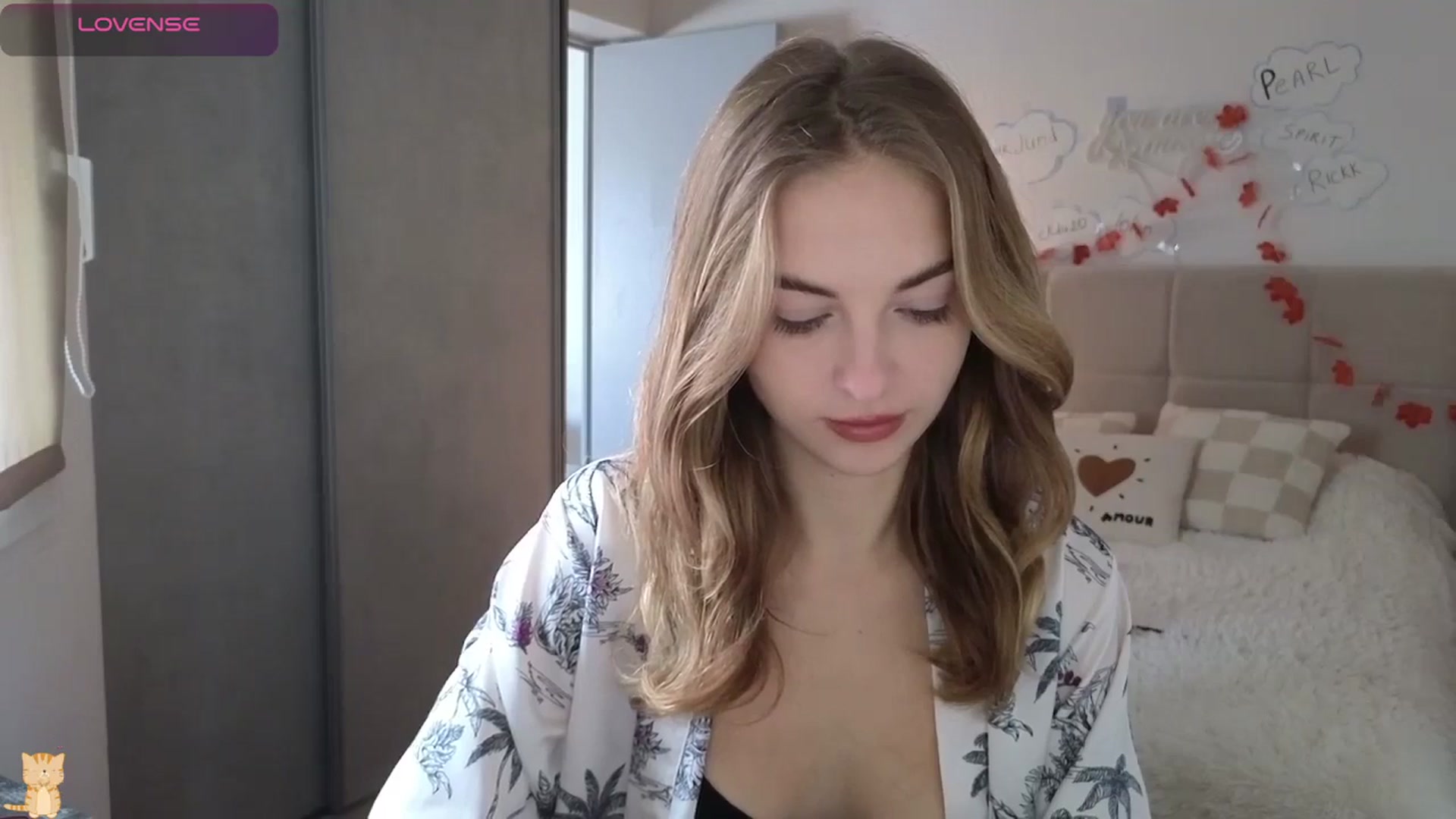 Gallery image thumbnail from DreamAlianna's myfreecams stream on, 01/28/2026, 12:20 image 9 of 20