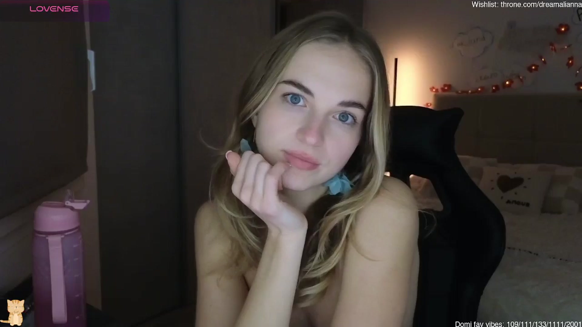 Gallery image thumbnail from DreamAlianna's myfreecams stream on, 01/31/2026, 01:14 image 5 of 20