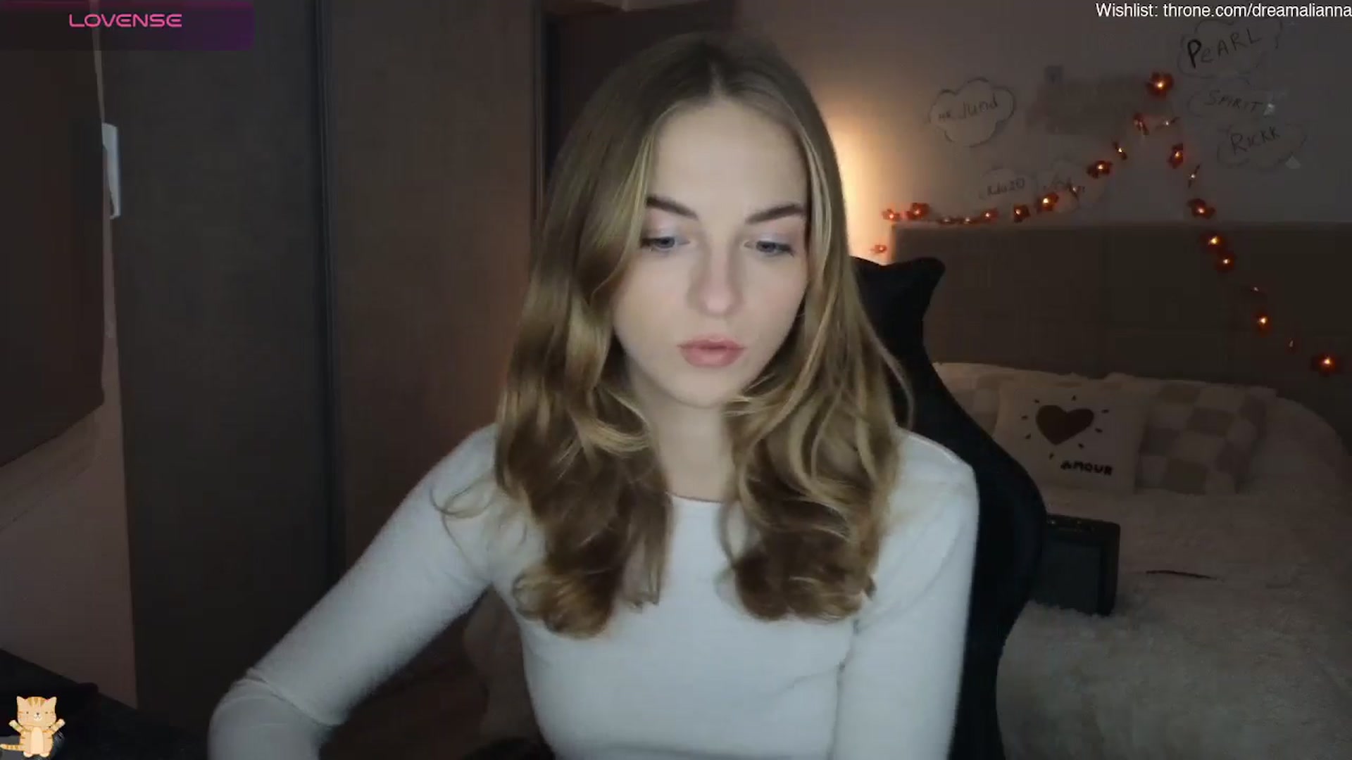 Gallery image thumbnail from DreamAlianna's myfreecams stream on, 01/31/2026, 17:24 image 6 of 20