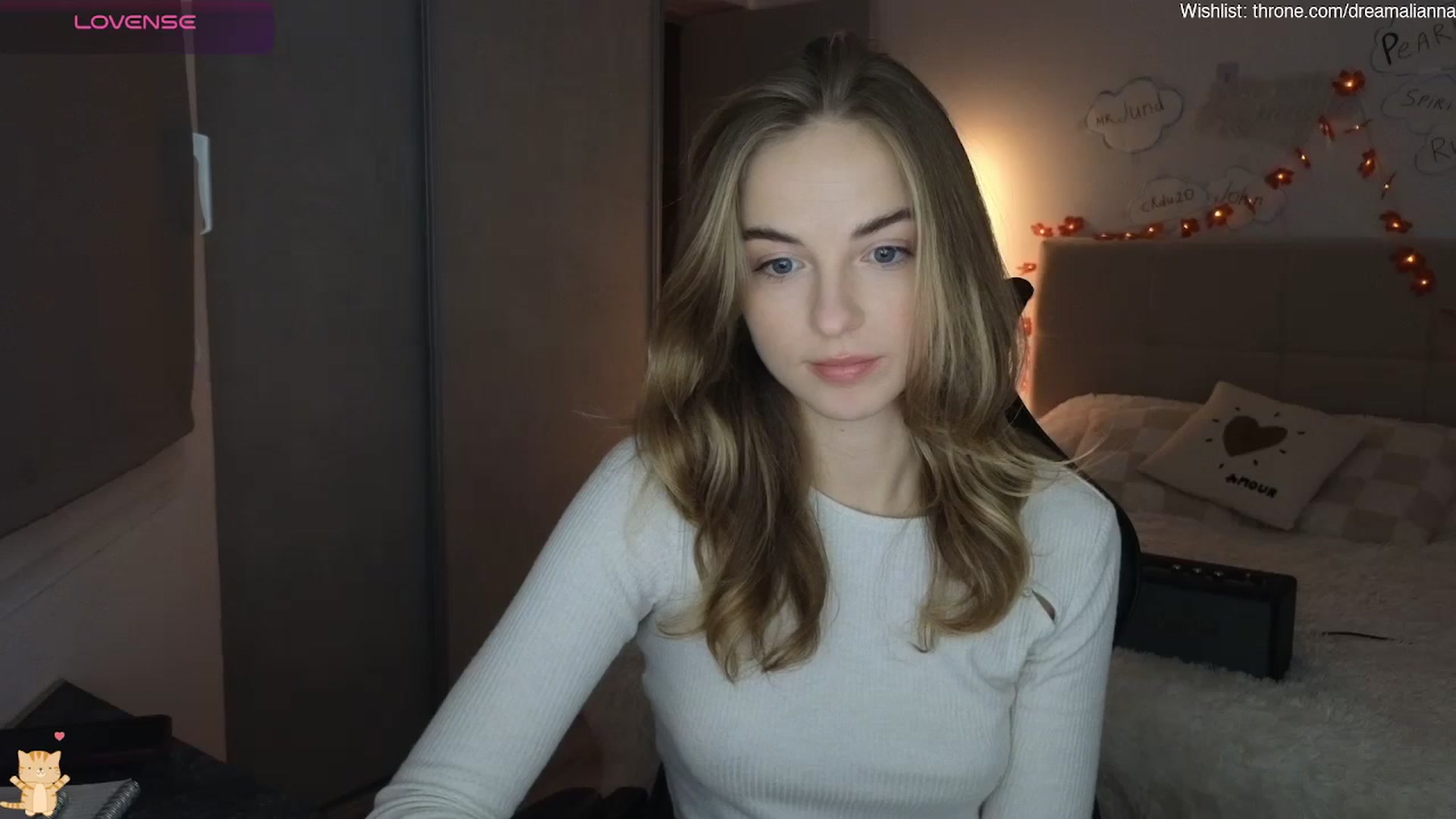 Gallery image thumbnail from DreamAlianna's myfreecams stream on, 01/31/2026, 19:04 image 5 of 20