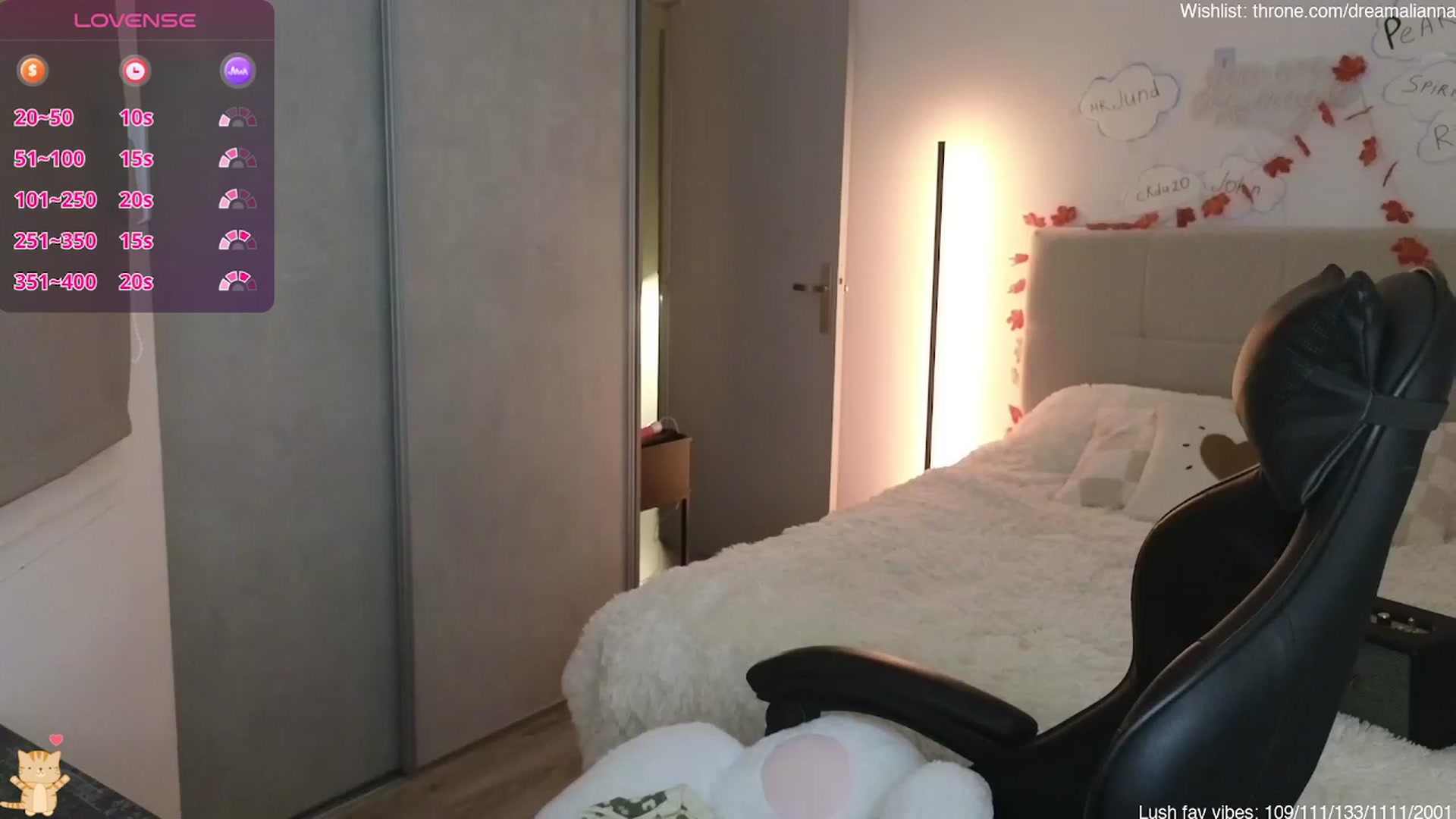 Gallery image thumbnail from DreamAlianna's myfreecams stream on, 01/31/2026, 23:05 image 14 of 20