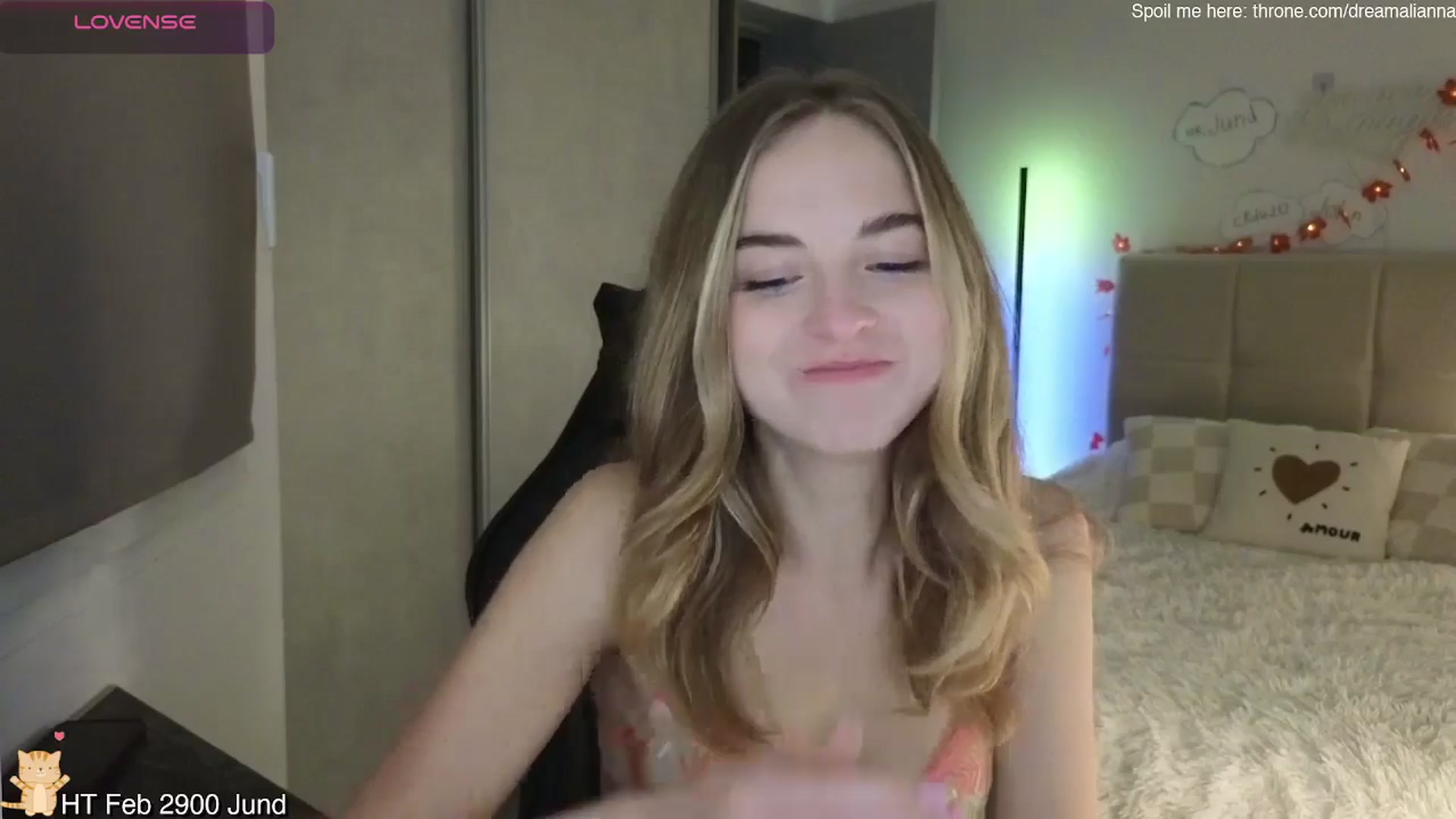 Gallery image thumbnail from DreamAlianna's myfreecams stream on, 02/03/2026, 20:57 image 14 of 20