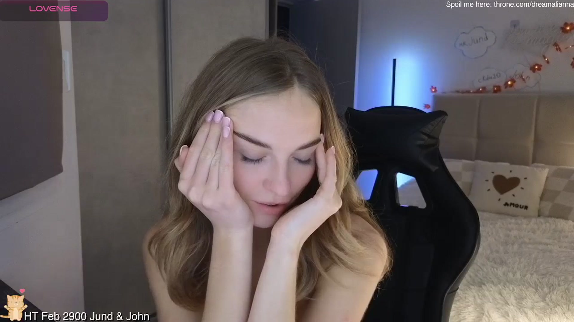 Gallery image thumbnail from DreamAlianna's myfreecams stream on, 02/03/2026, 22:36 image 18 of 20