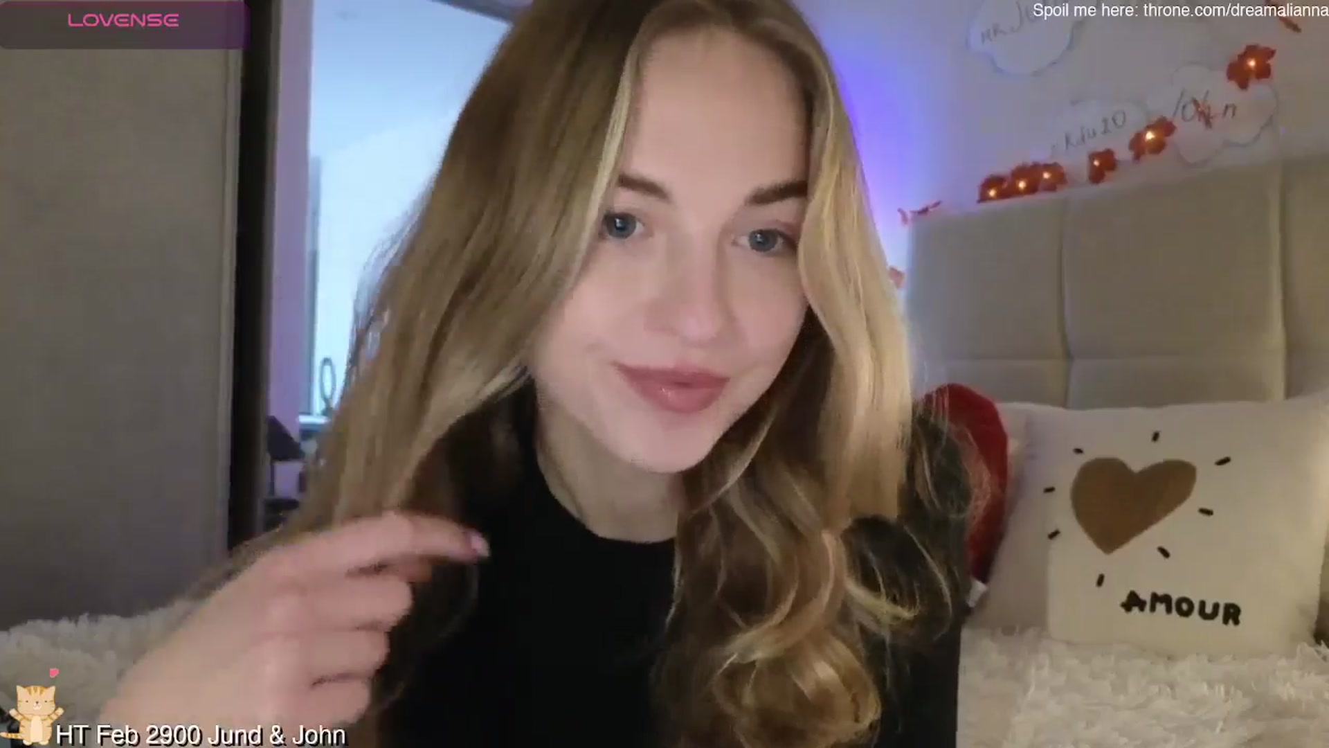 Gallery image thumbnail from DreamAlianna's myfreecams stream on, 02/09/2026, 11:43 image 4 of 20