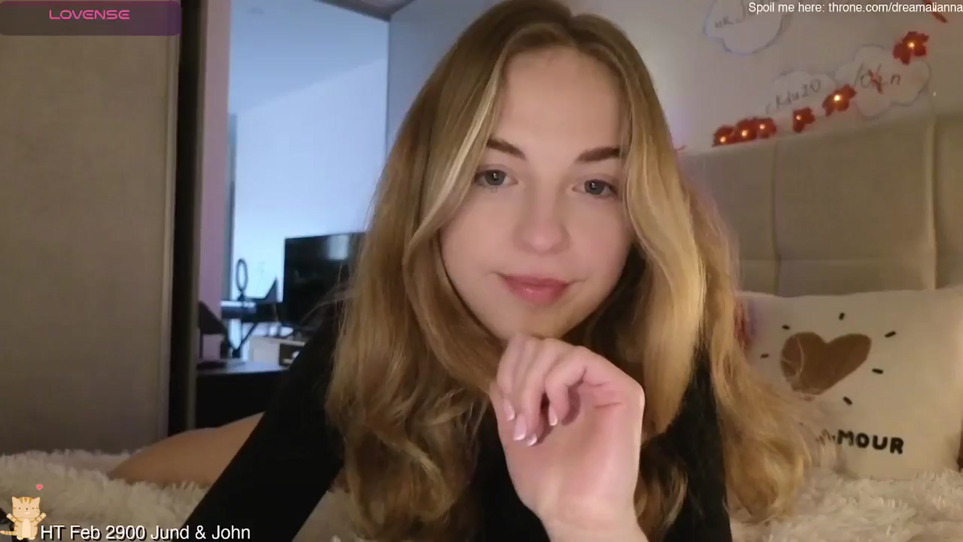 Gallery image thumbnail from DreamAlianna's myfreecams stream on, 02/09/2026, 11:43 image 1 of 20