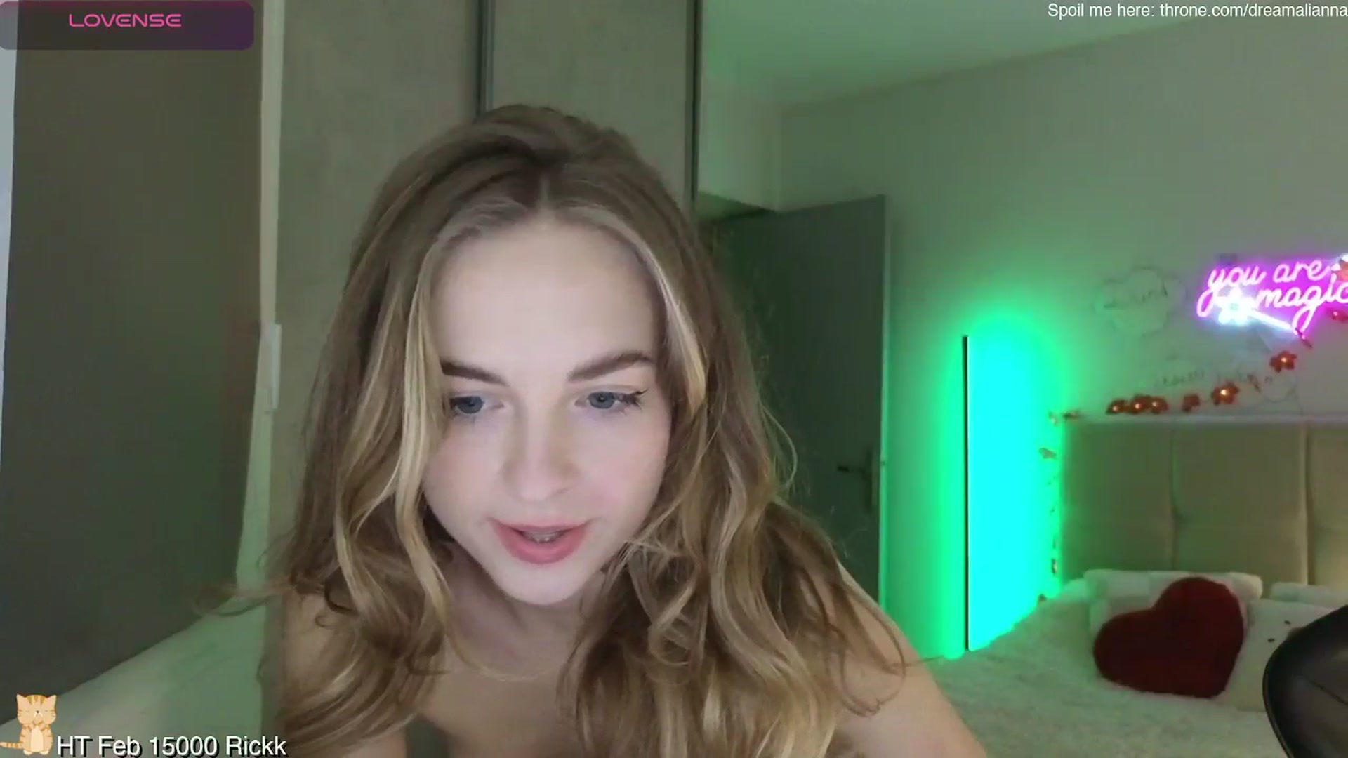 Gallery image thumbnail from DreamAlianna's myfreecams stream on, 02/10/2026, 24:23 image 12 of 20