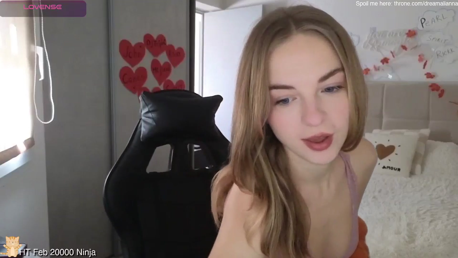 Gallery image thumbnail from DreamAlianna's myfreecams stream on, 02/20/2026, 10:11 image 8 of 20