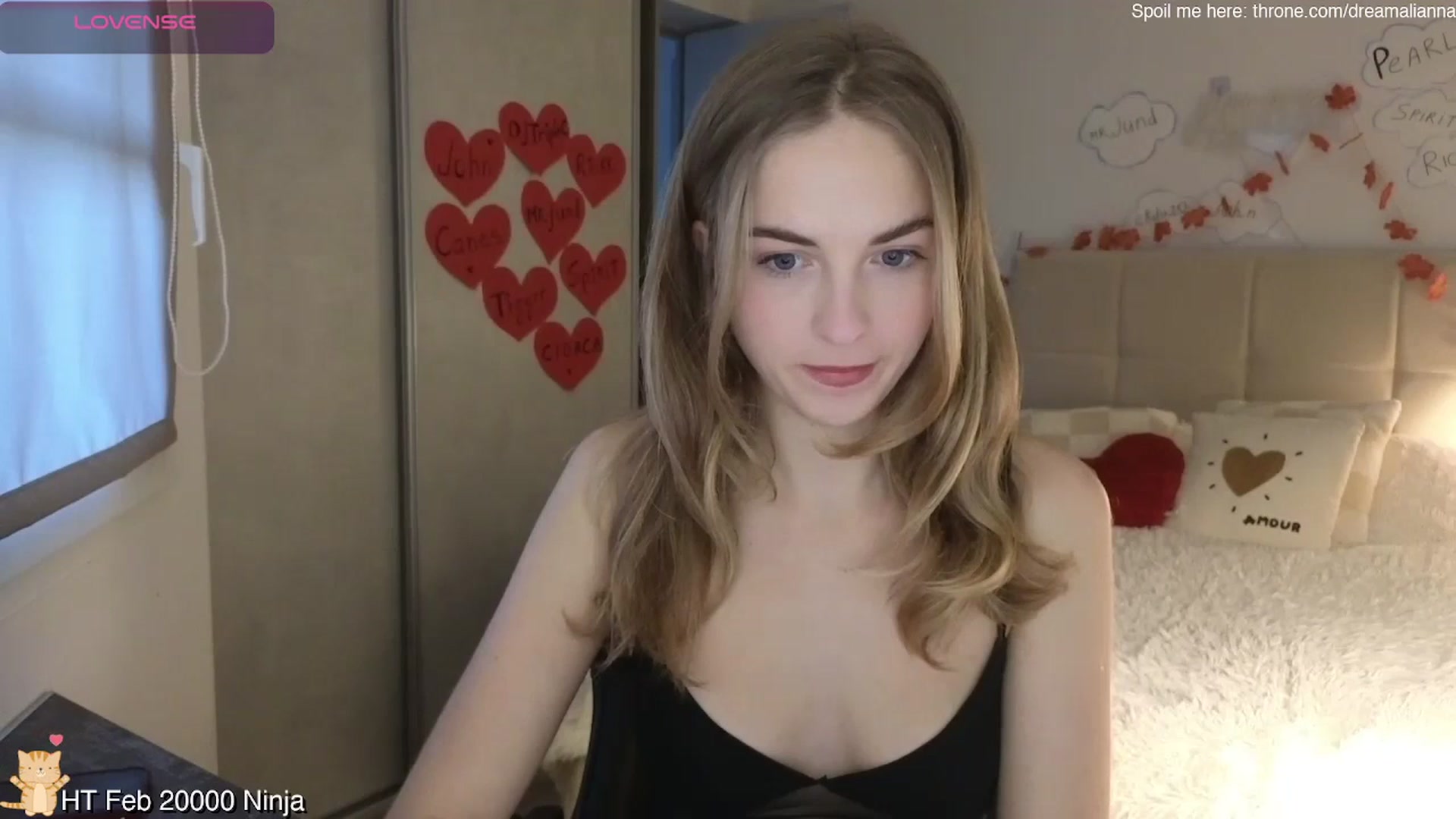 Gallery image thumbnail from DreamAlianna's myfreecams stream on, 02/20/2026, 16:33 image 17 of 20