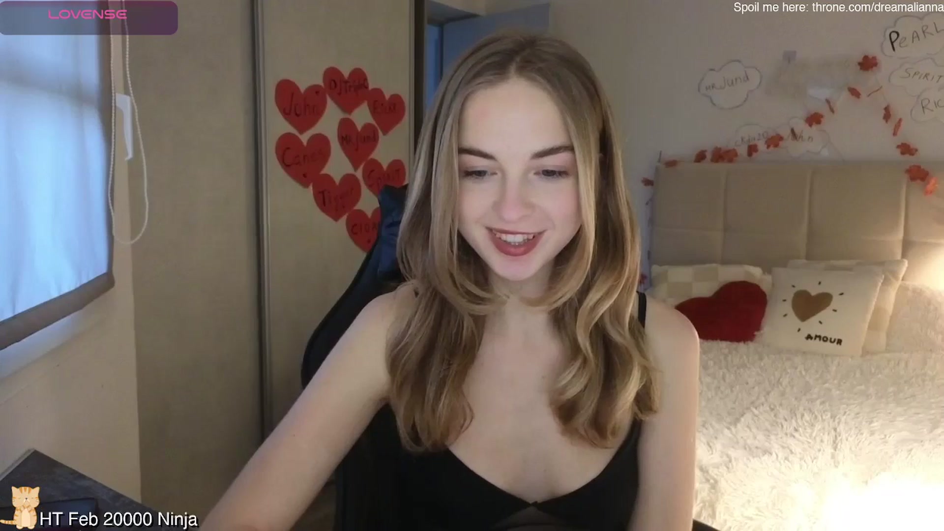 Gallery image thumbnail from DreamAlianna's myfreecams stream on, 02/20/2026, 16:33 image 8 of 20