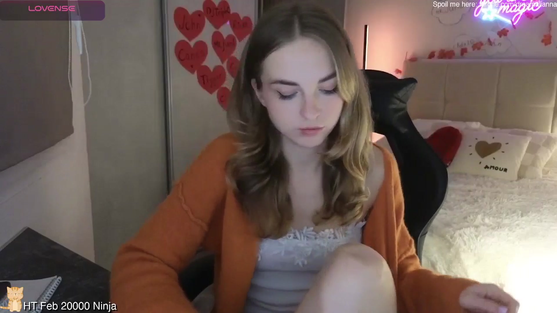 Gallery image thumbnail from DreamAlianna's myfreecams stream on, 02/23/2026, 22:04 image 3 of 20