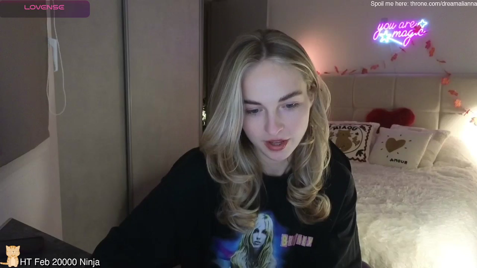 Gallery image thumbnail from DreamAlianna's myfreecams stream on, 02/27/2026, 24:01 image 1 of 20