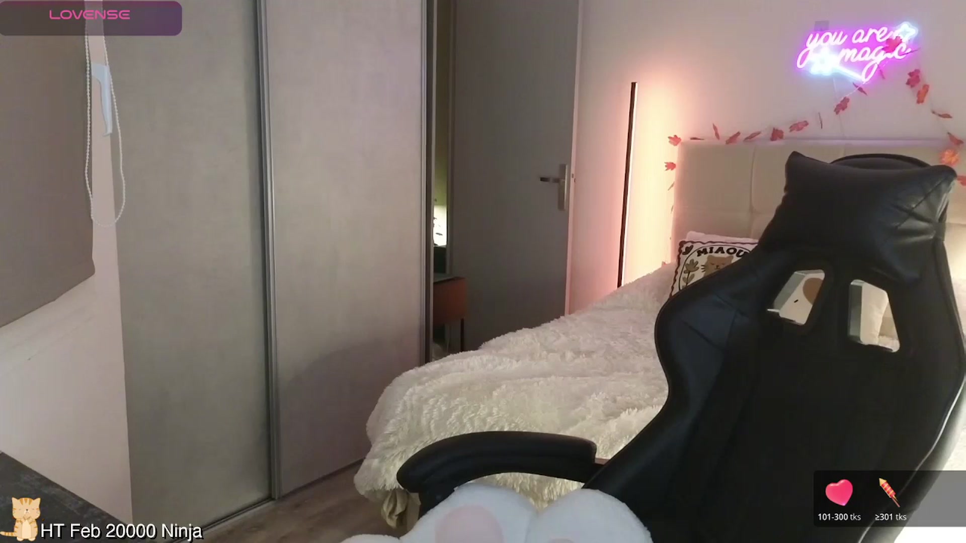 Gallery image thumbnail from DreamAlianna's myfreecams stream on, 02/27/2026, 21:50 image 9 of 20
