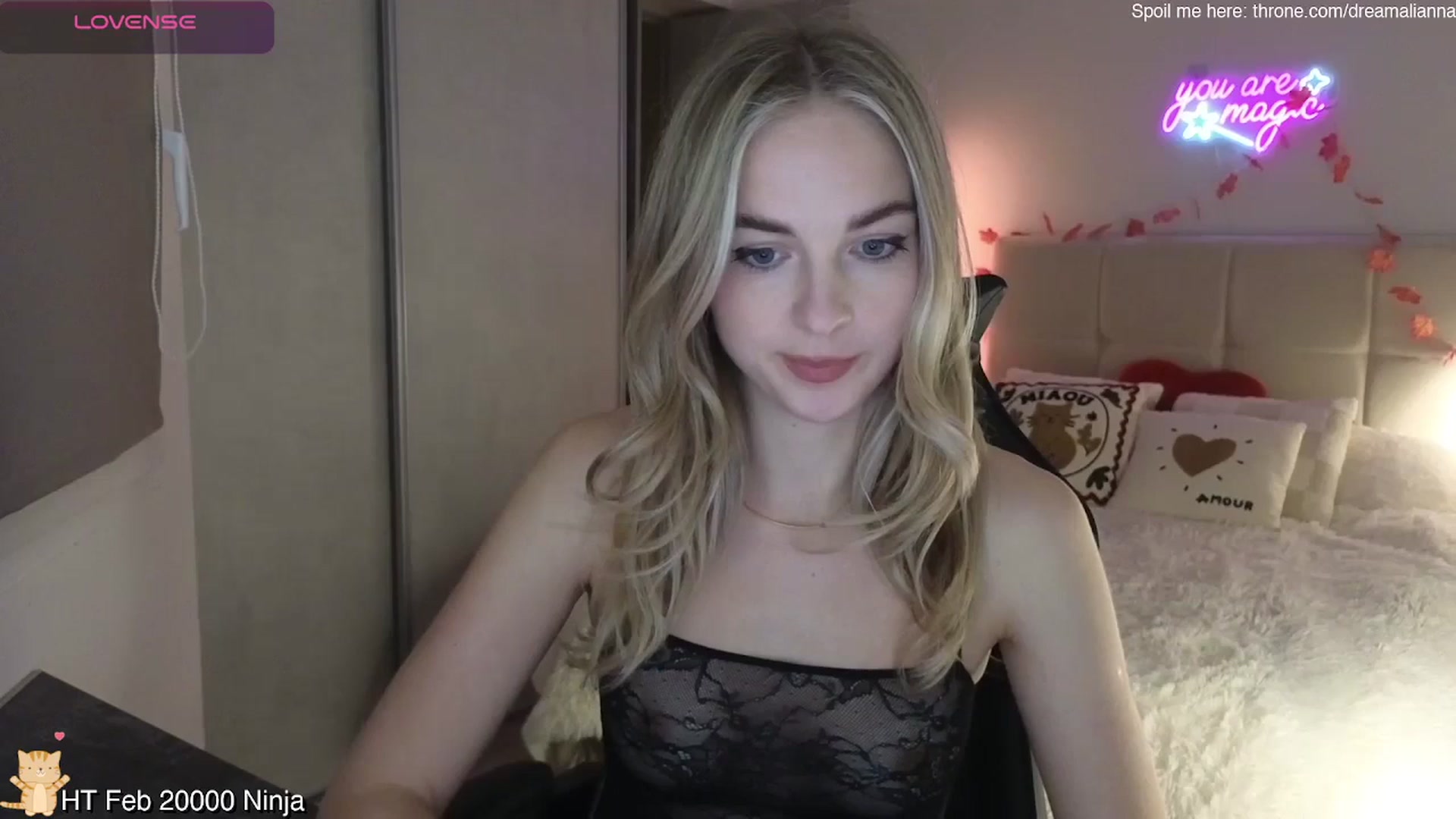 Gallery image thumbnail from DreamAlianna's myfreecams stream on, 02/27/2026, 21:50 image 1 of 20
